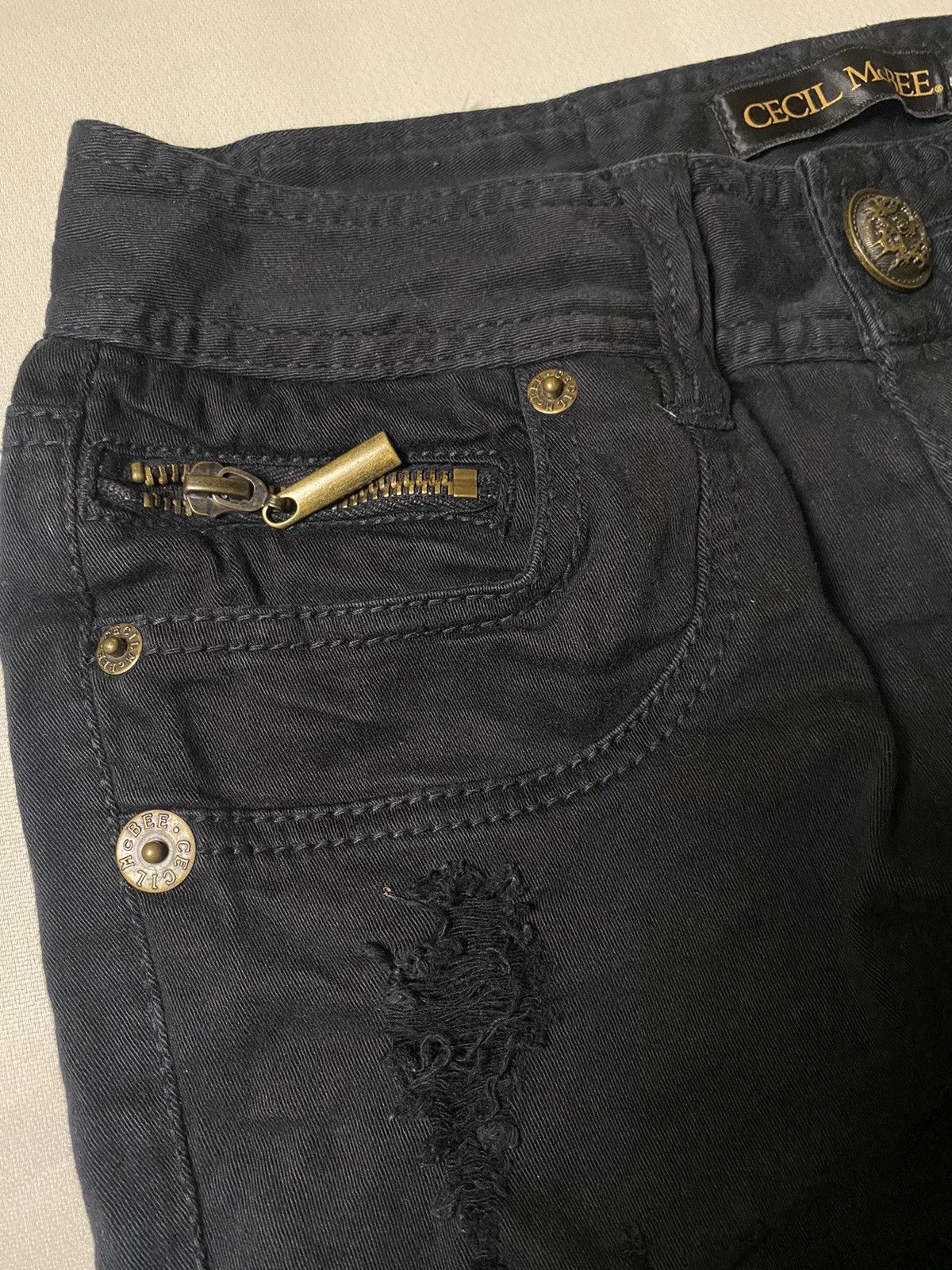 If Six Was Nine 2000s Cecil Mcbee Black Skinny Distressed With Ankle Zip Size 27" / US 4 / IT 40 - 7 Thumbnail