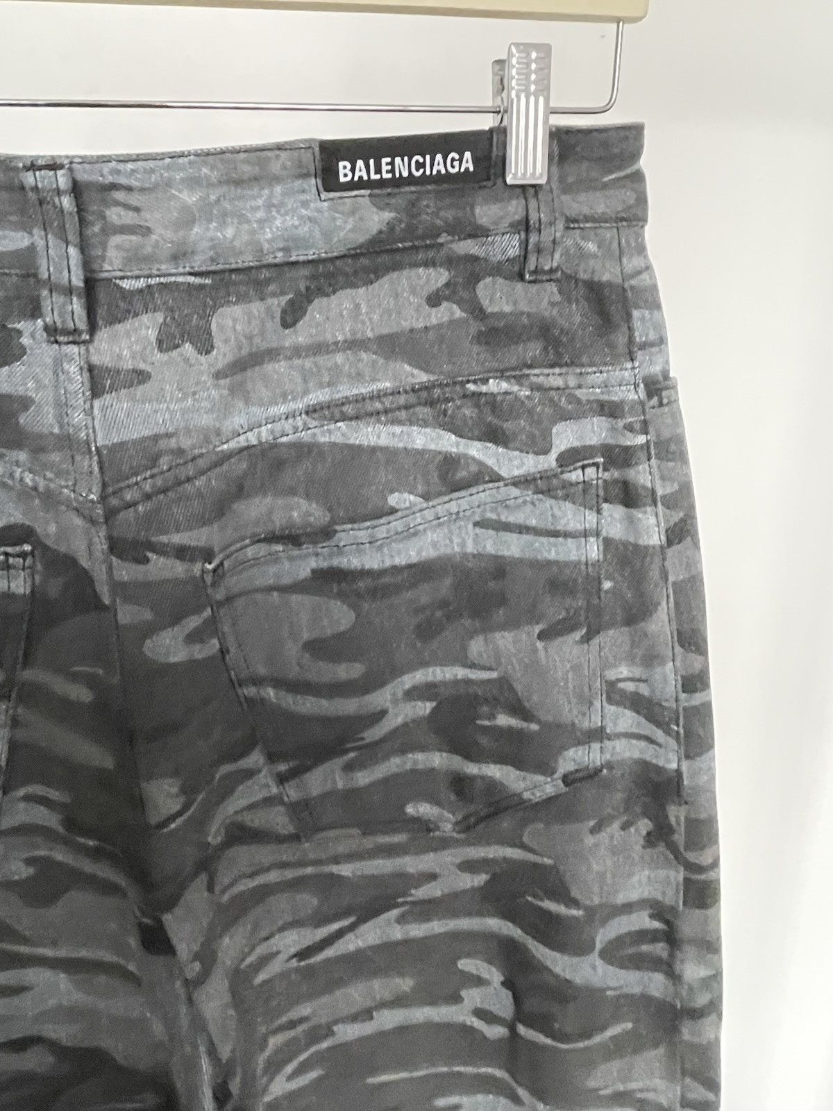 Balenciaga Balenciaga grey camo baggy jeans Size US 32 / EU 48 - 7 Thumbnail