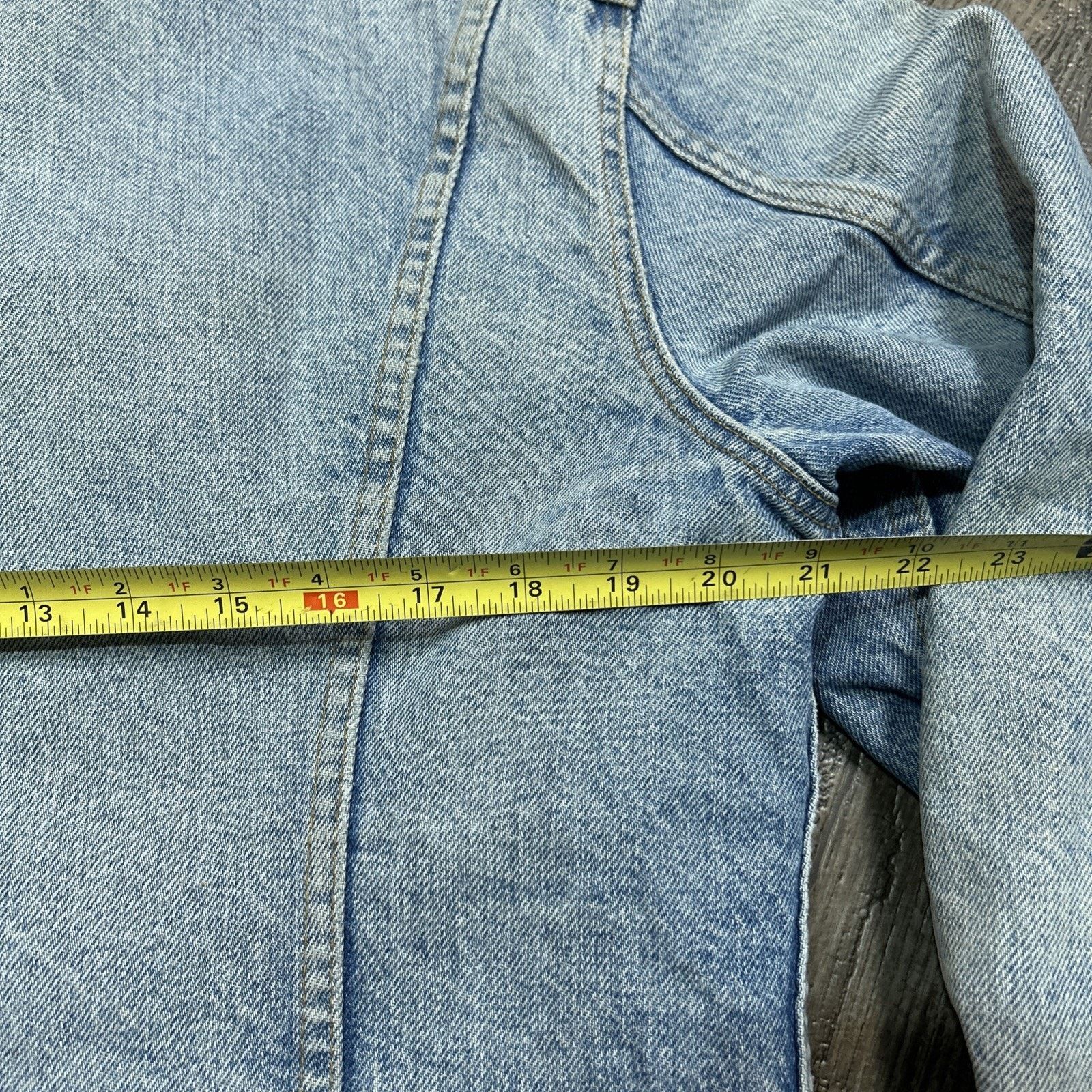 Levi's Vintage Levi’s Sherpa Lined Denim Trucker Jacket Size 42 Size US L / EU 52-54 / 3 - 7 Thumbnail