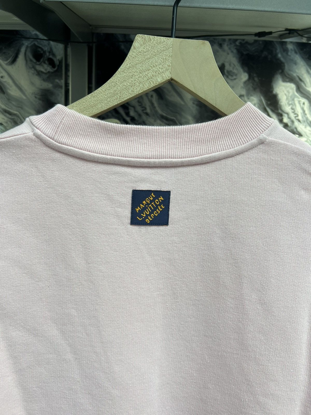 Louis Vuitton Louis Vuitton Pink Crewneck Size US M / EU 48-50 / 2 - 8 Thumbnail