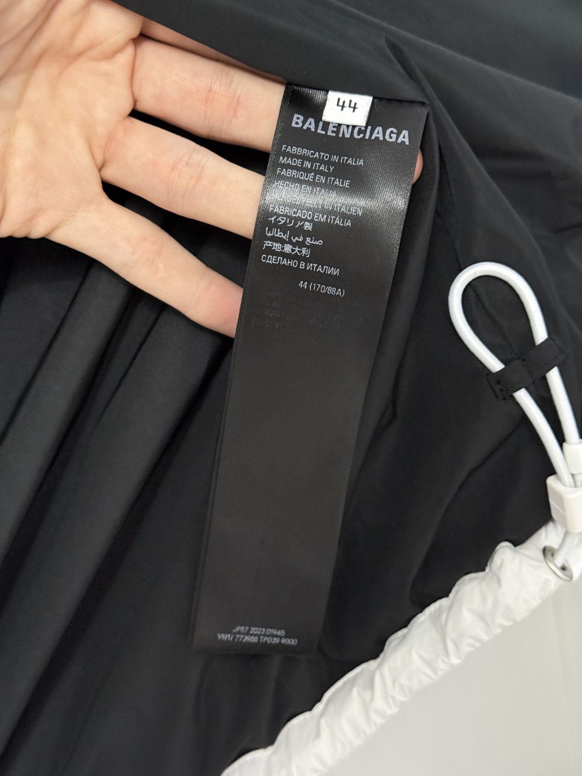 Balenciaga Balenciaga Ski Vest Size US L / EU 52-54 / 3 - 14 Thumbnail