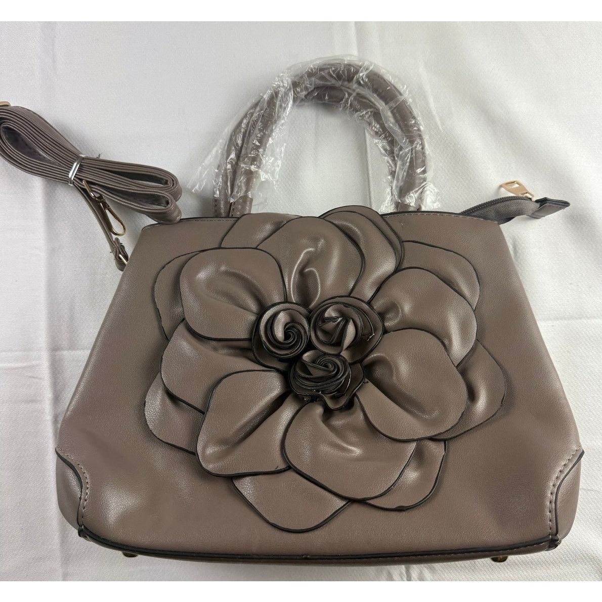 Other Stylish Women's Purse - New Without Tags, Great Condition! Size ONE SIZE - 1 Thumbnail