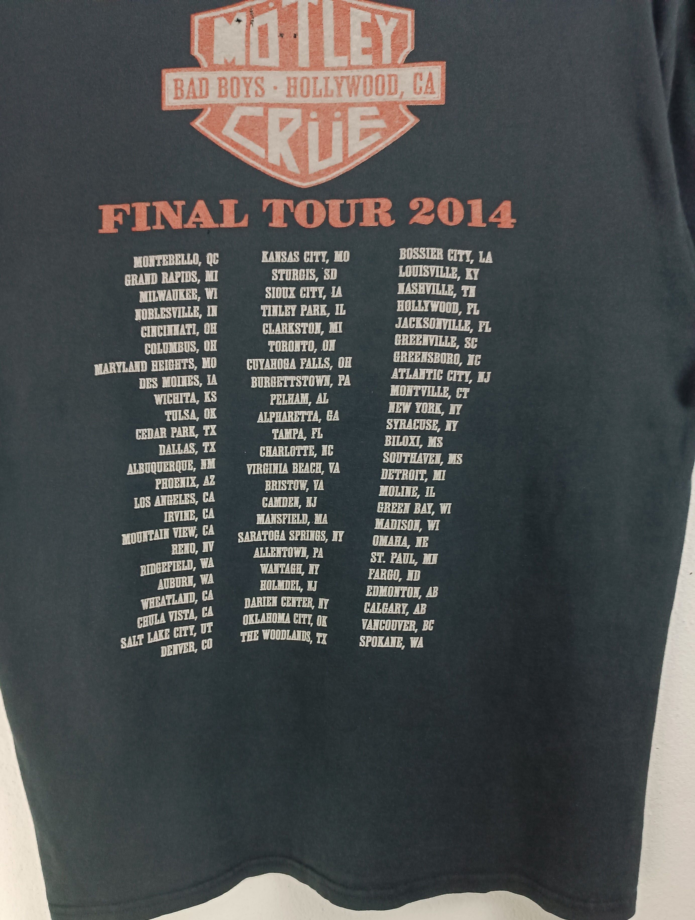 Band Tees THRASHED FADED VINTAGE '14 MOTLEY CRUE FINAL TOUR HARLEY LOG Size US L / EU 52-54 / 3 - 13 Thumbnail