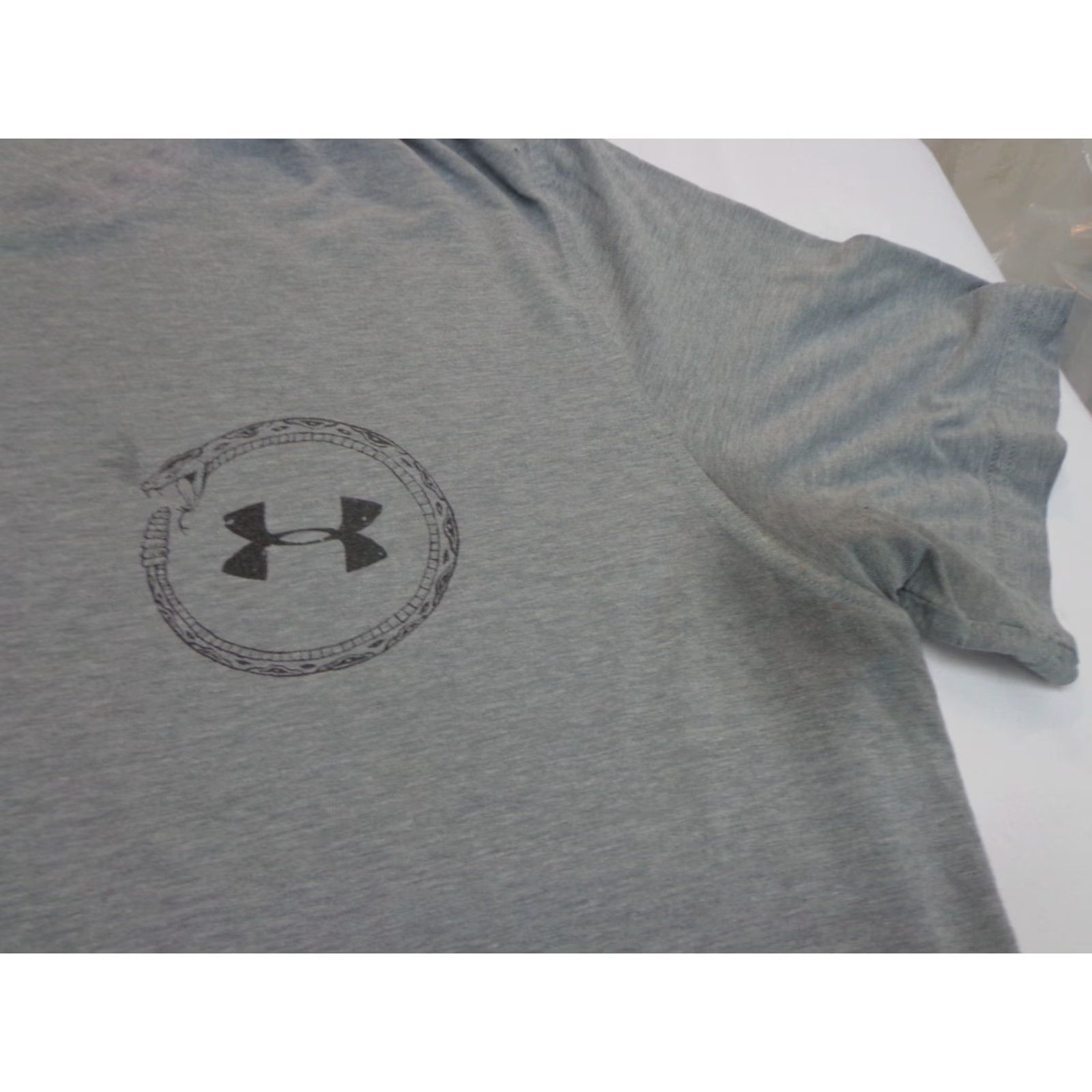 Under Armour Under Armour Shirt Men L Gray Short Sleeve Crew Neck Pullover Lightweight Stretch Tagless Activewear T Shirt Size US L / EU 52-54 / 3 - 6 Thumbnail