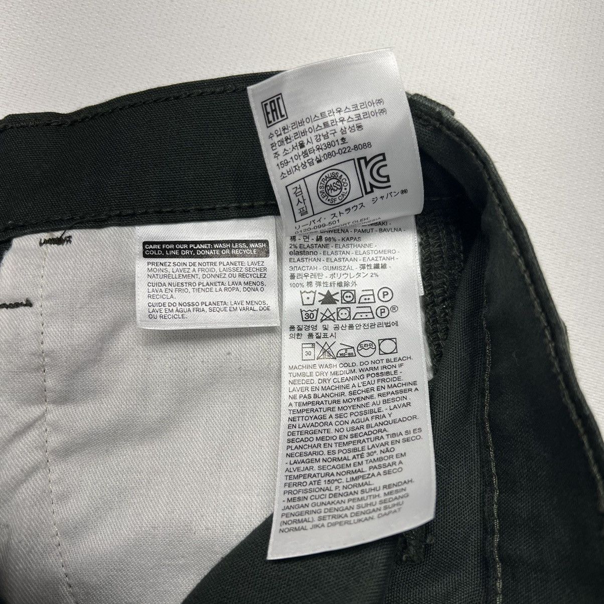 Levi's Levis Shorts Green Carpenter Chino Canvas Straight Workwear Size US 30 / EU 46 - 7 Thumbnail