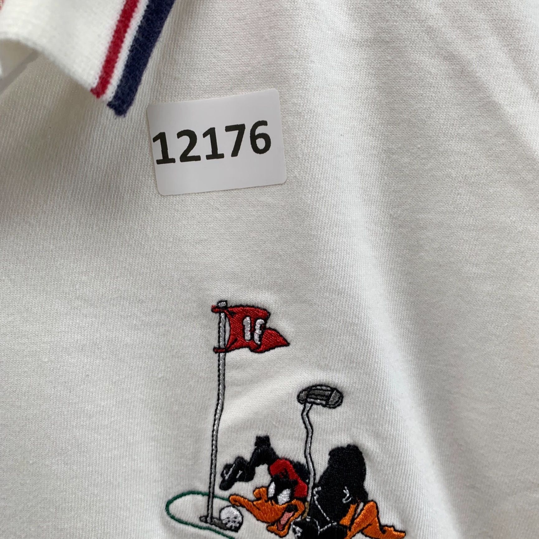 Vintage Daffy Duck Polo Shirt XL White Embroidered Golf Logo 90s Warner Bros. Vintage Men’s Polo Shirt Size US XL / EU 56 / 4 - 7 Thumbnail
