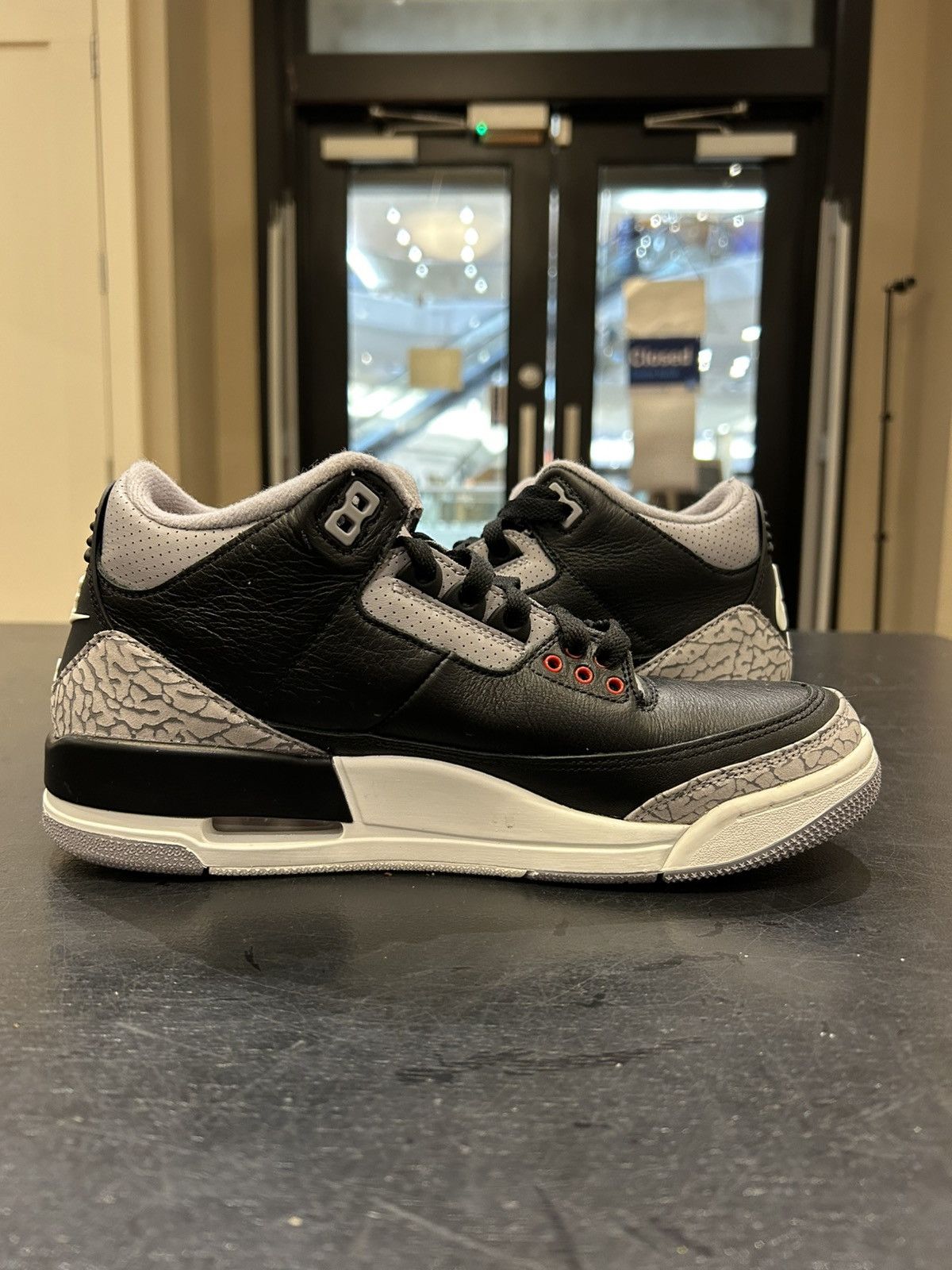 Jordan Brand Jordan 3 Retro ‘Black Cement’ Size US 8.5 / EU 41-42 - 3 Thumbnail
