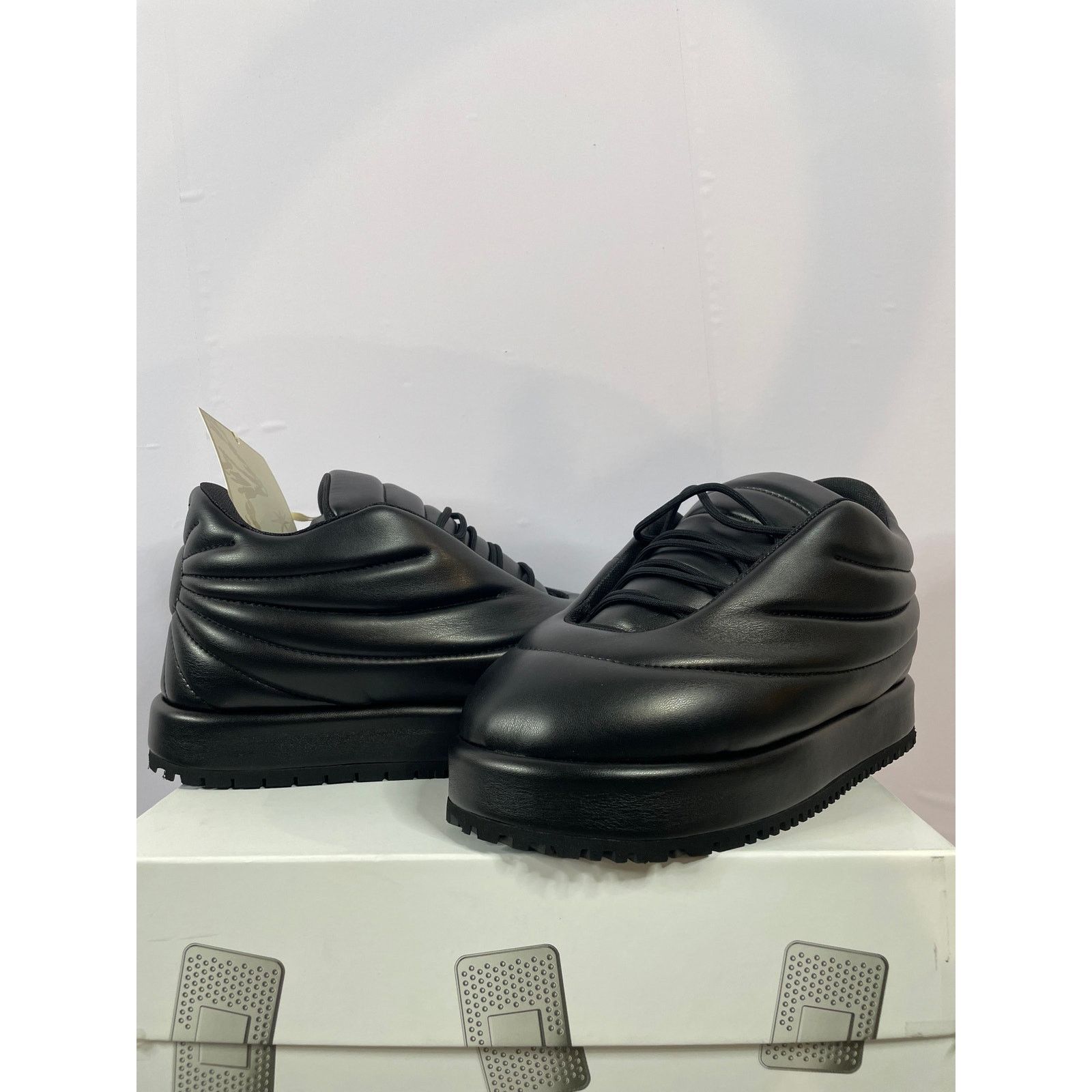 PDF PDF Channel Oversized Sneaker Black 46 Size US 12.5 / EU 45-46 - 1 Preview