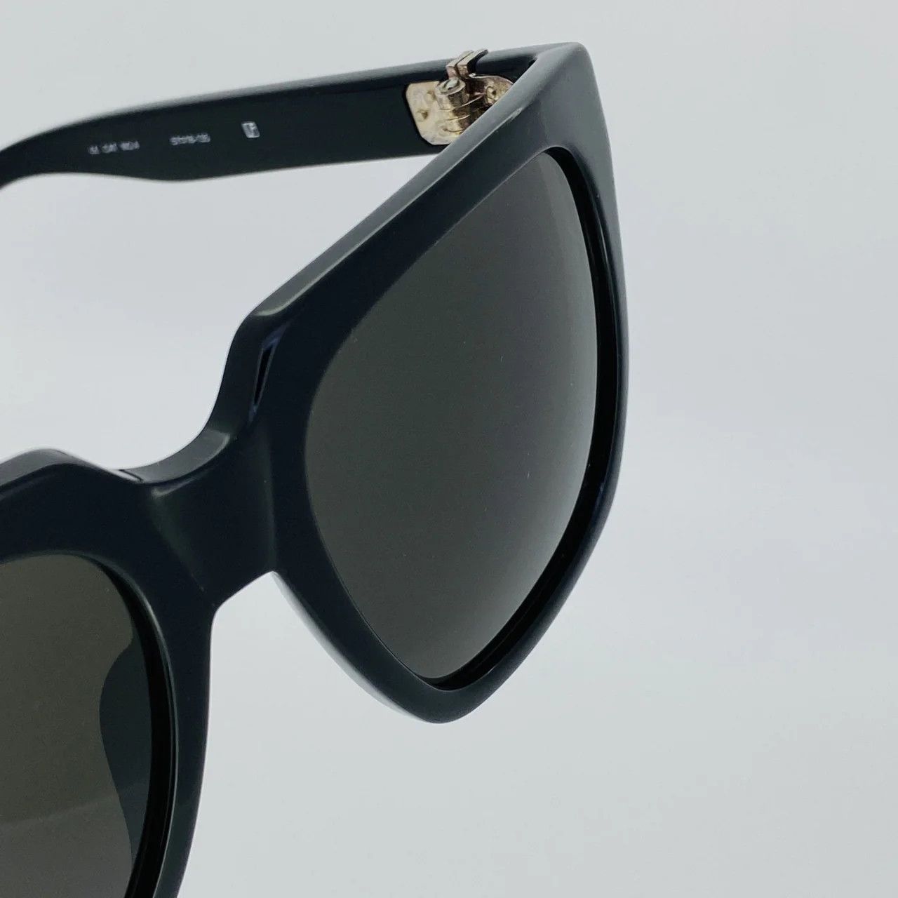 Ann Demeulemeester Ann Demeulemeester Sunglasses Oversized Black and Grey Size ONE SIZE - 4 Thumbnail