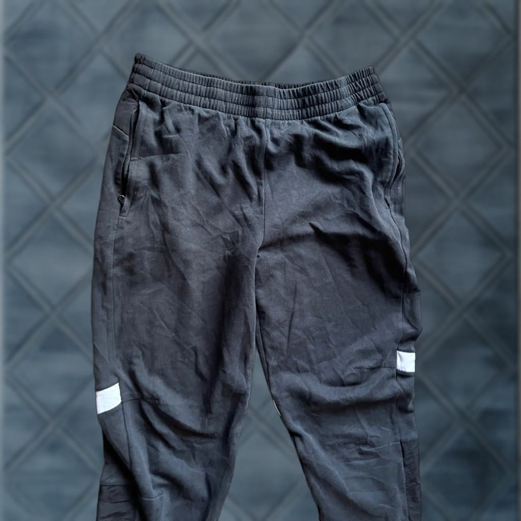 Adidas adidas Joggers Men M Black Reflective Striped Tapered Pants Activewear Casual Sports DZ0399 Size US 31 - 1 Thumbnail