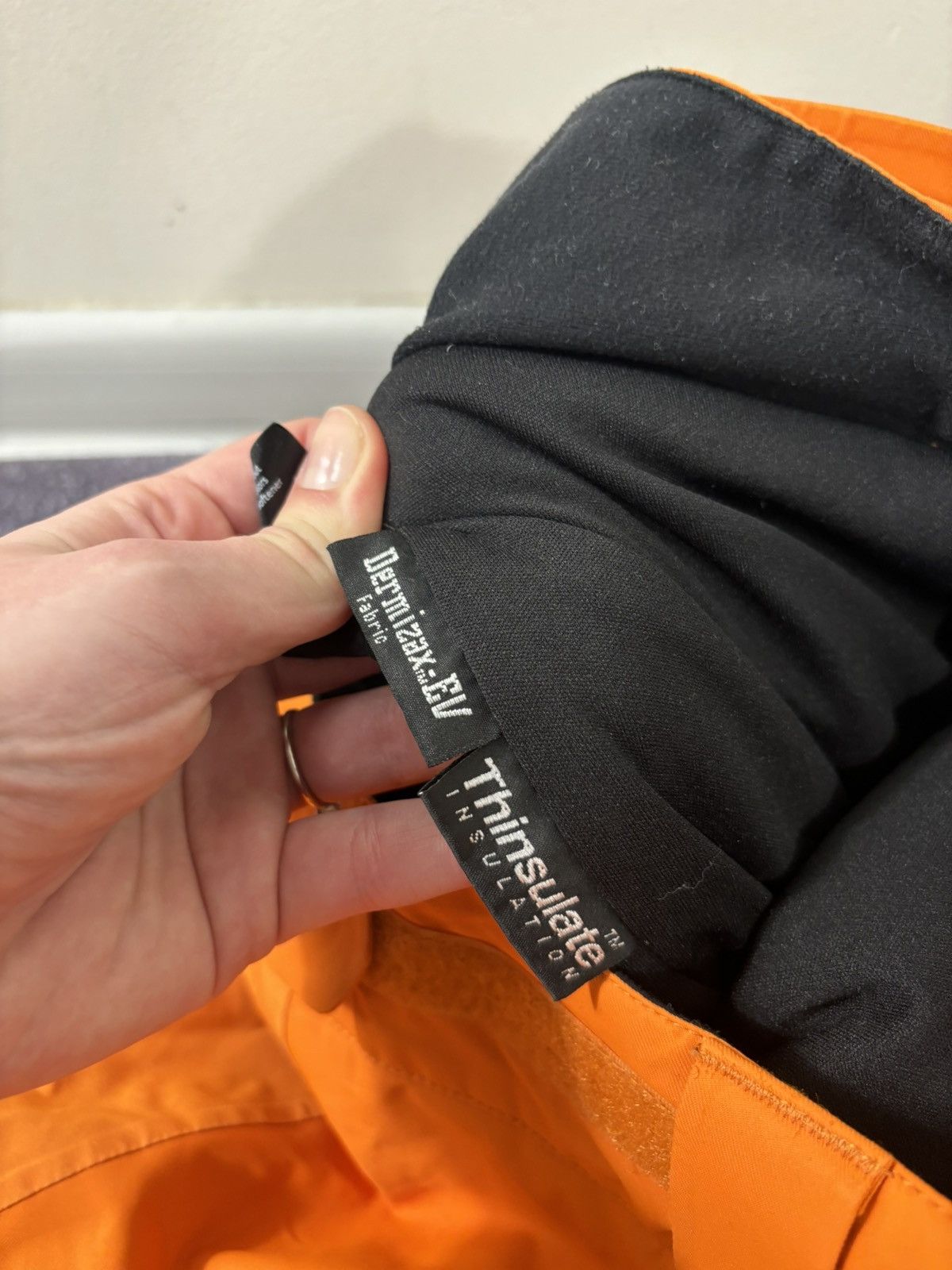 KJUS Kjus Performance Men’s Dermizax Thinsulate Outdoor Ski Pants Size US 34 / EU 50 - 14 Thumbnail
