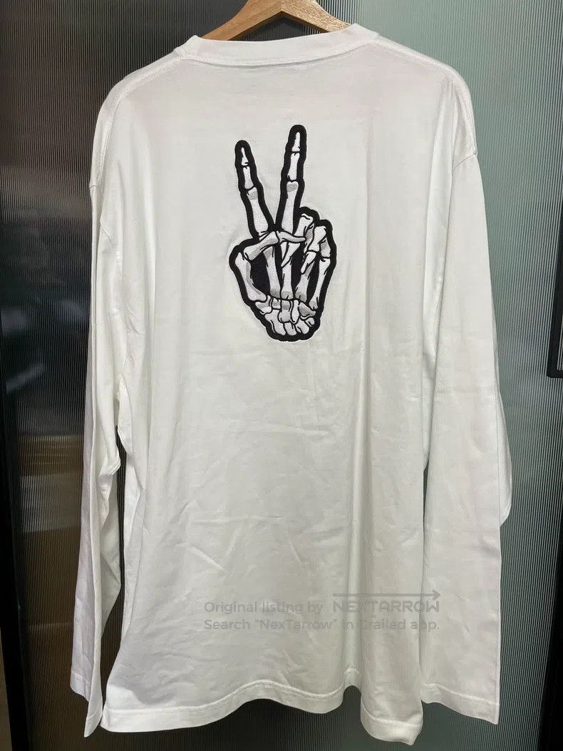 Balenciaga Balenciaga Smiley Skull Printed Round Neck Long Sleeve T-s Size US L / EU 52-54 / 3 - 8 Thumbnail