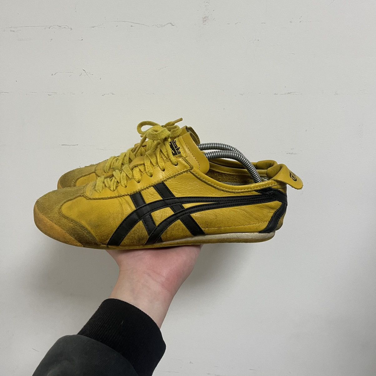 Asics Vintage ASICS Tiger Onitsuka Leather Sneakers shoes Yellow Size US 8 / EU 41 - 4 Thumbnail