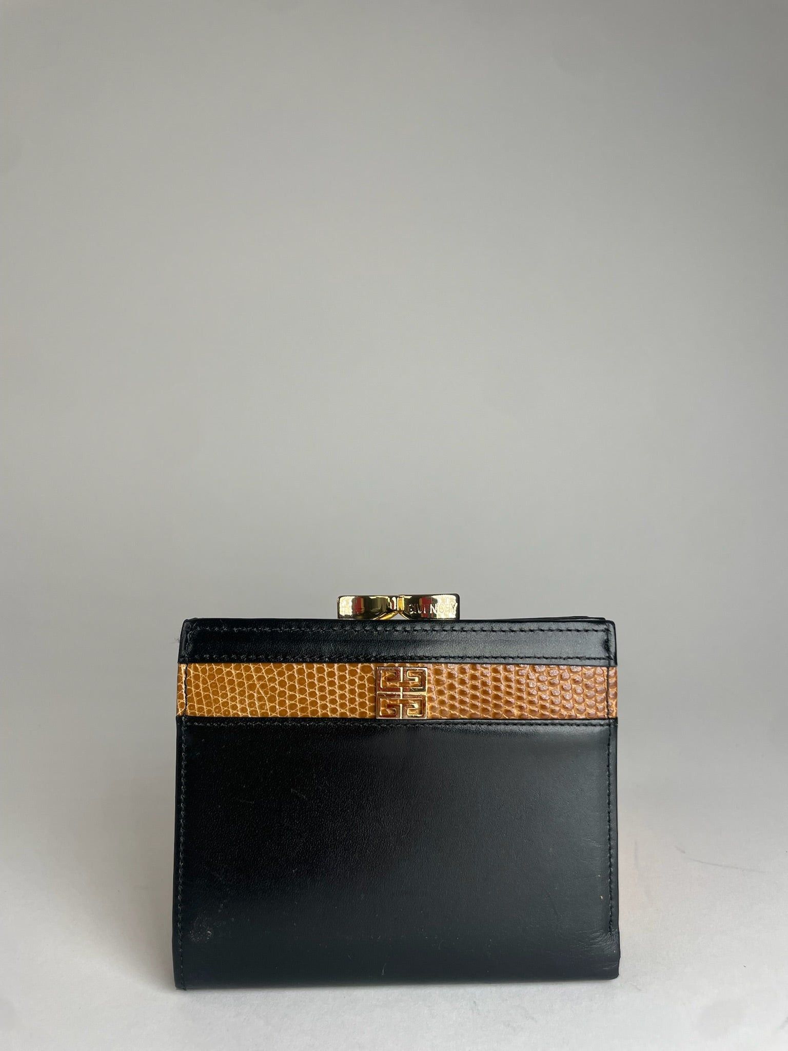 Givenchy Vintage Snake Emblossed Leather Wallet Black Brown Size ONE SIZE - 1 Thumbnail