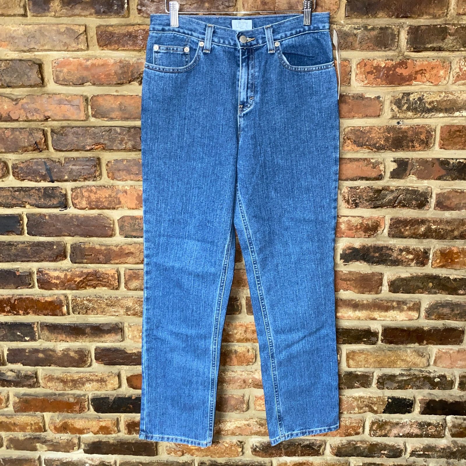 Loft NWT Ann Taylor LOFT Medium Wash Blue Denim Straight Jeans 4 Size 27" / US 4 / IT 40 - 1 Thumbnail