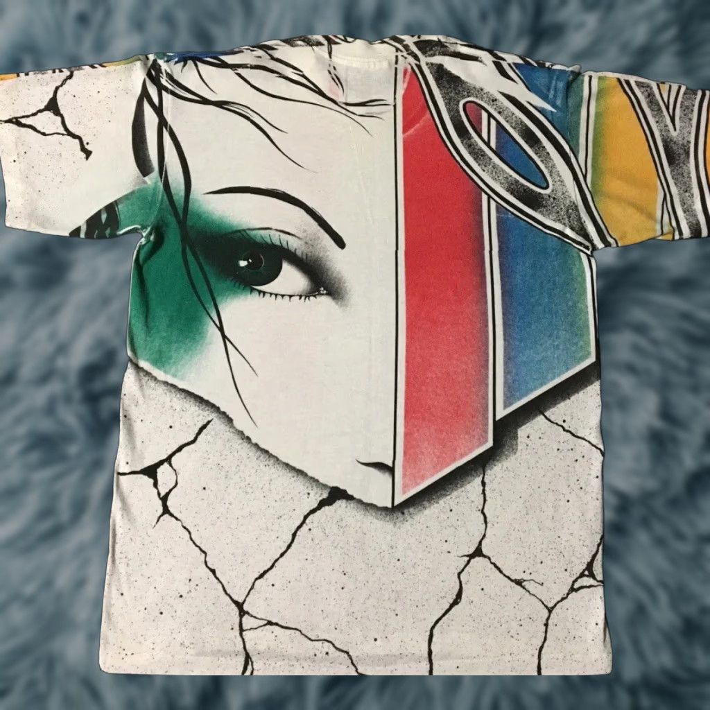 Vtg 90s Space Girl Abstract Art AOP Shirt M Single Stitch Vaporwave Grunge 80s