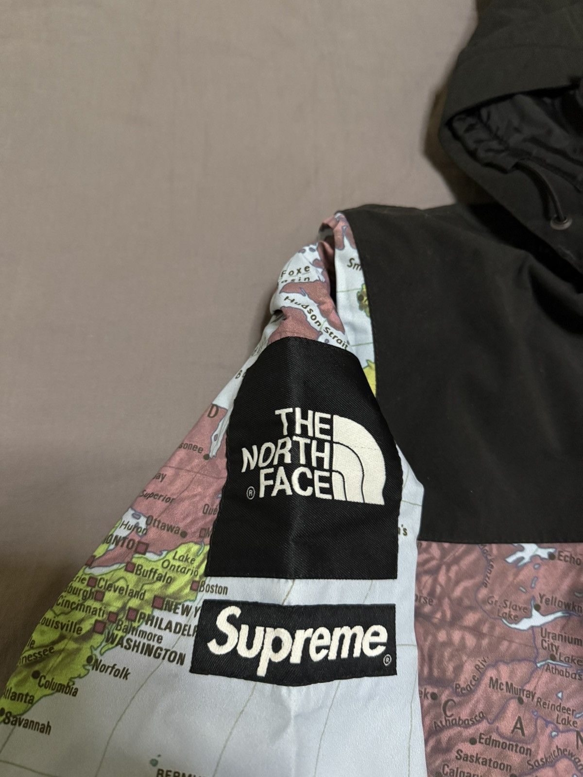 Supreme × The North Face Supreme tnf the north face atlas maps coach jacket Size US M / EU 48-50 / 2 - 6 Thumbnail