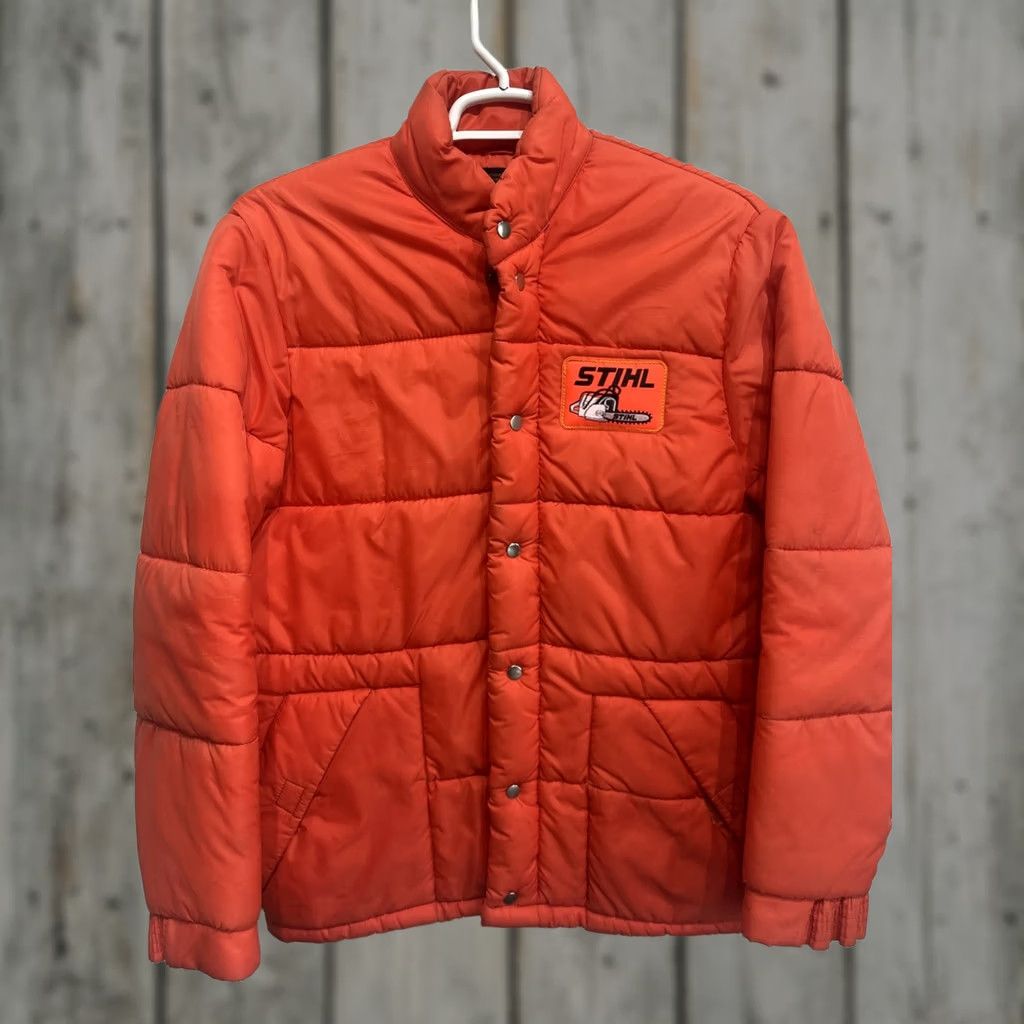 JCPenney VINTAGE Stihl Orange Puffer Vest Jacket Mens Large Nylon Shell Winter Coat Shifted to JC Penney Brand 90s Vintage Mens Large Orange Puffer Vest Jacket Size US L / EU 52-54 / 3 - 1 Thumbnail