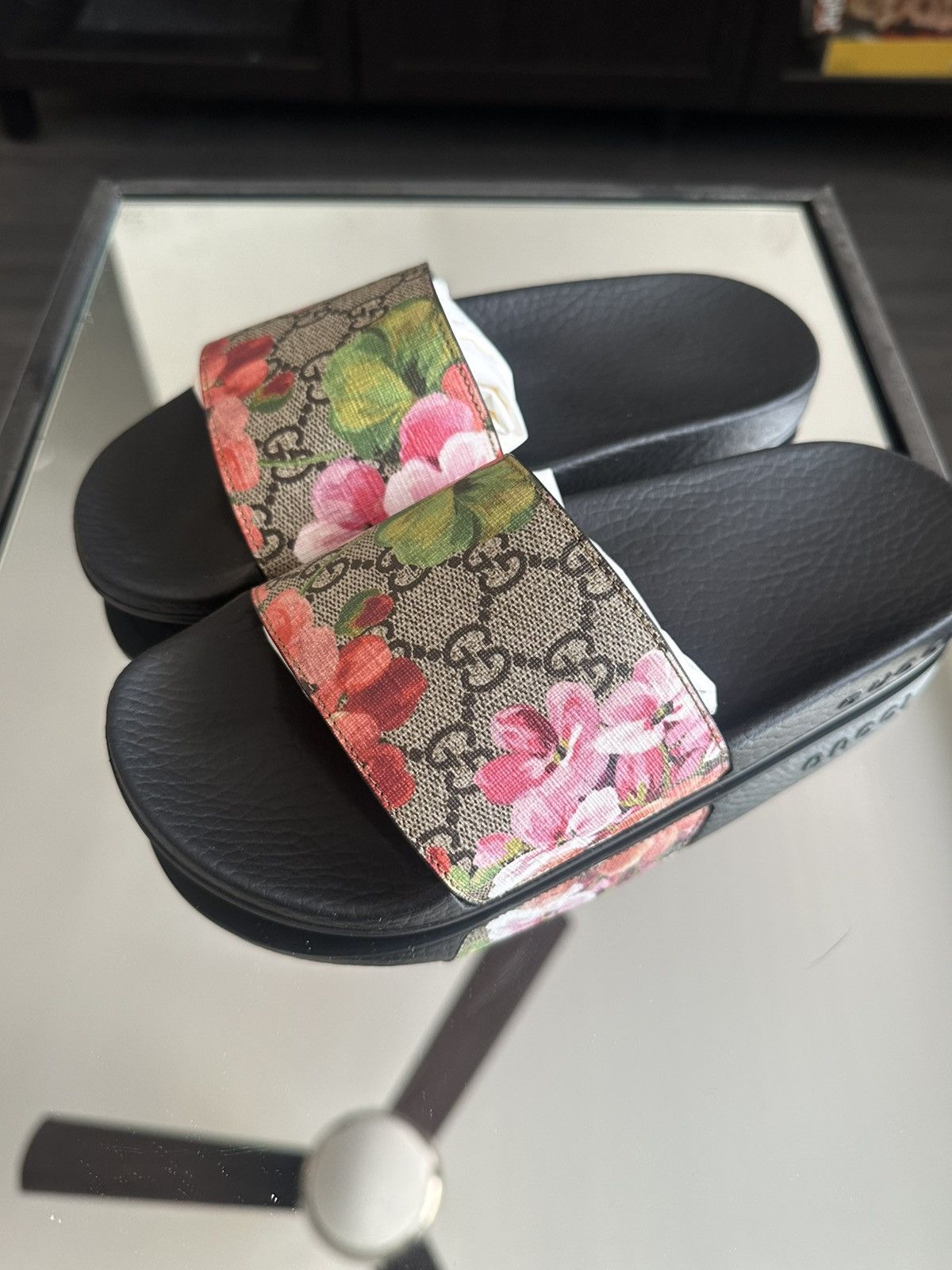 Gucci Gucci Wmns GG Supreme slide “Blooms” Size US 5 / IT 35 - 4 Thumbnail