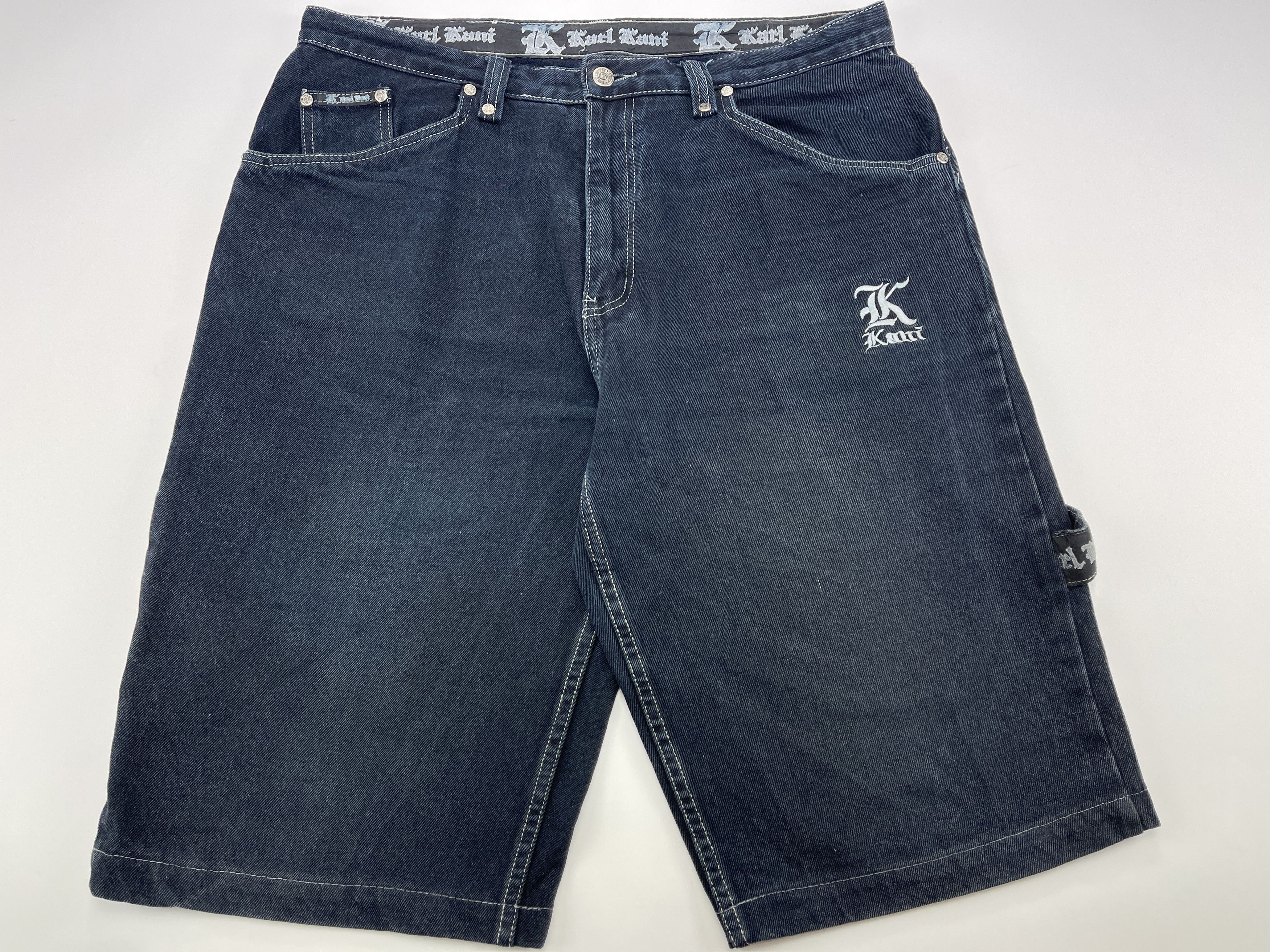 Karl Kani KARL KANI shorts, vintage hip hop baggy jeans, 90s size W 36 Size US 36 / EU 52 - 8 Thumbnail