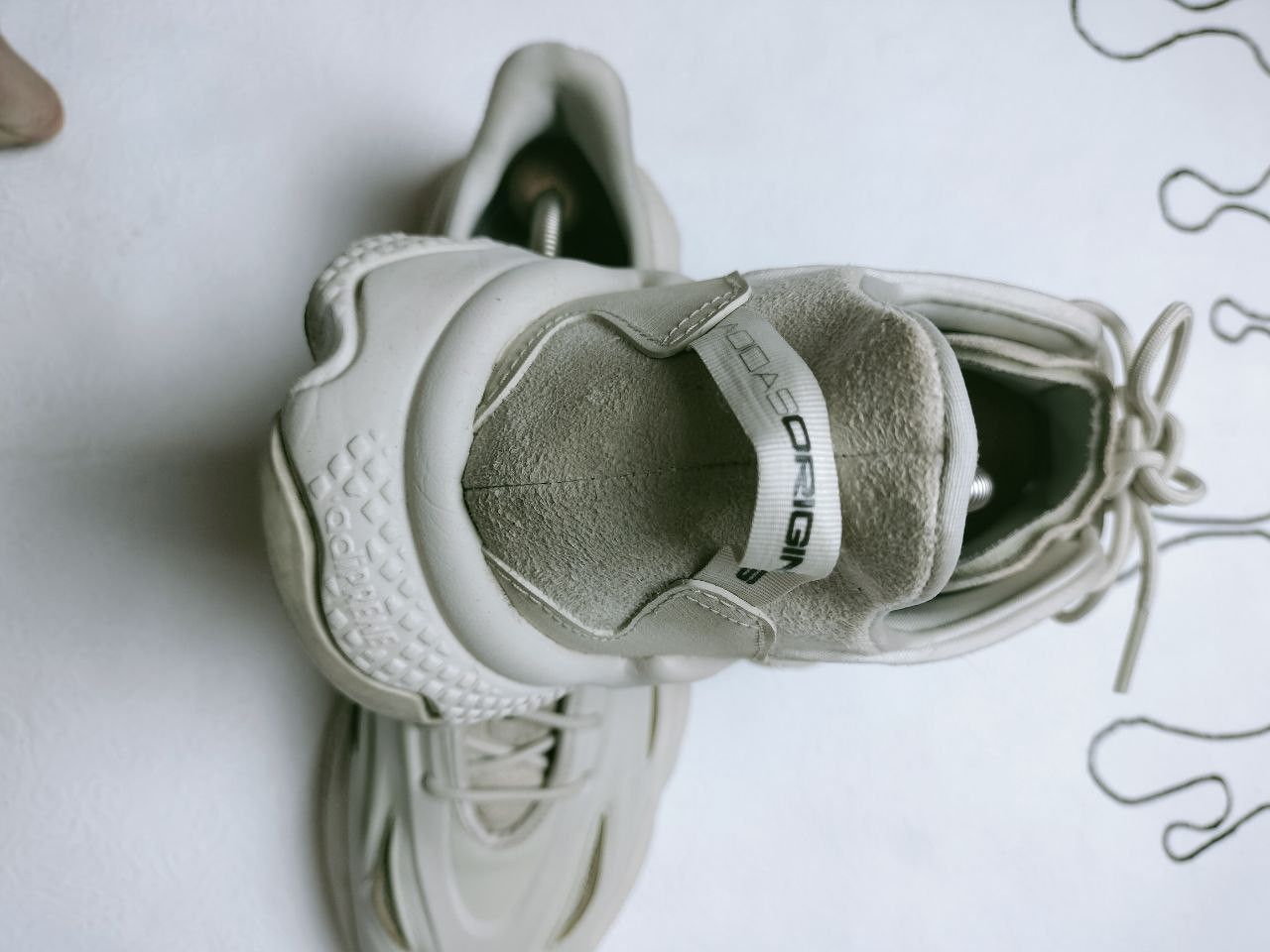 Adidas adidas ozweego celox Size US 11.5 / EU 44-45 - 4 Thumbnail