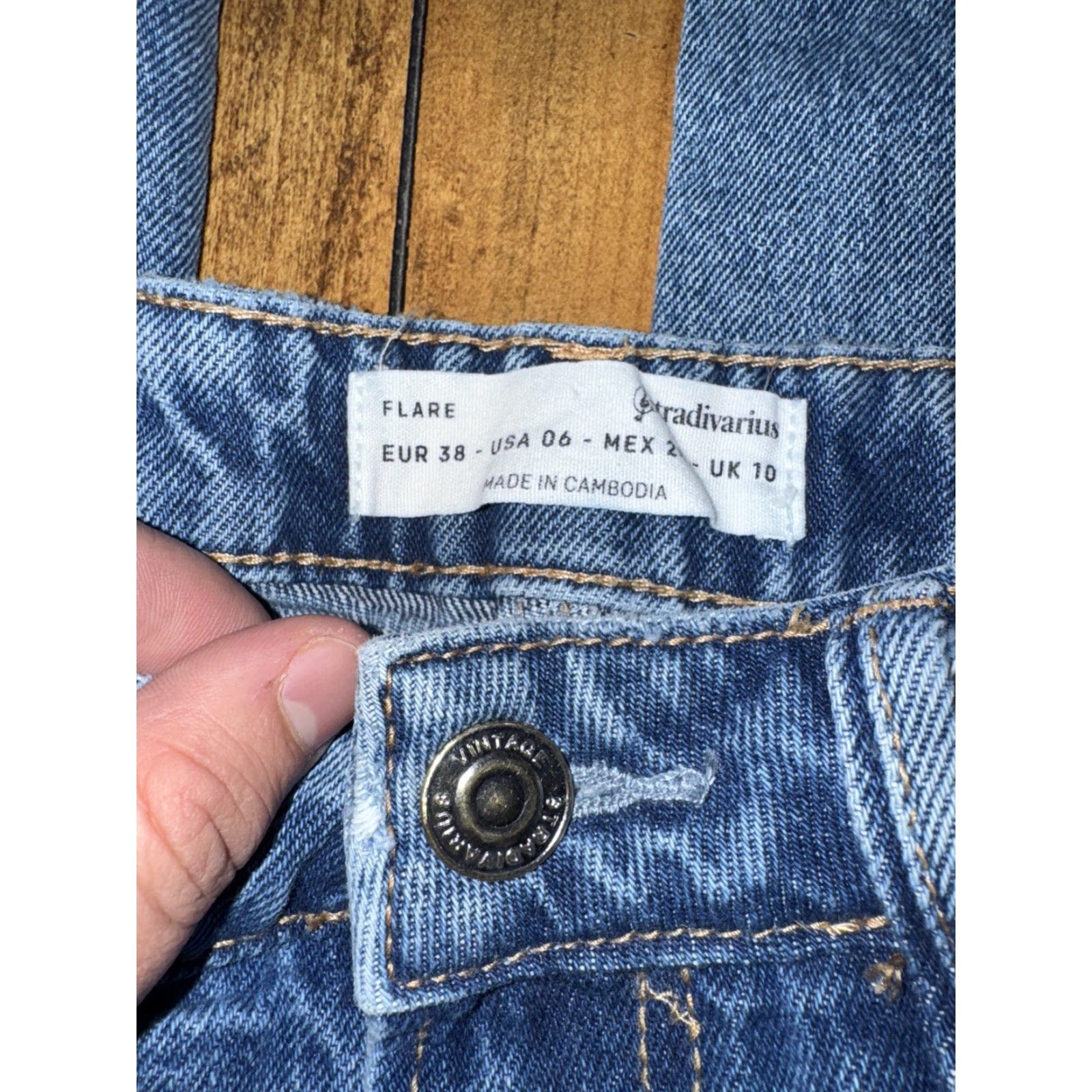 Stradivarius VINTAGE Stradivarius Denim Jeans Flare USA 6 Blue 27x33 Women Jeans Flared Denim USA 27x33 Regular 6 Blue Womens Size 28" / US 6 / IT 42 - 4 Thumbnail