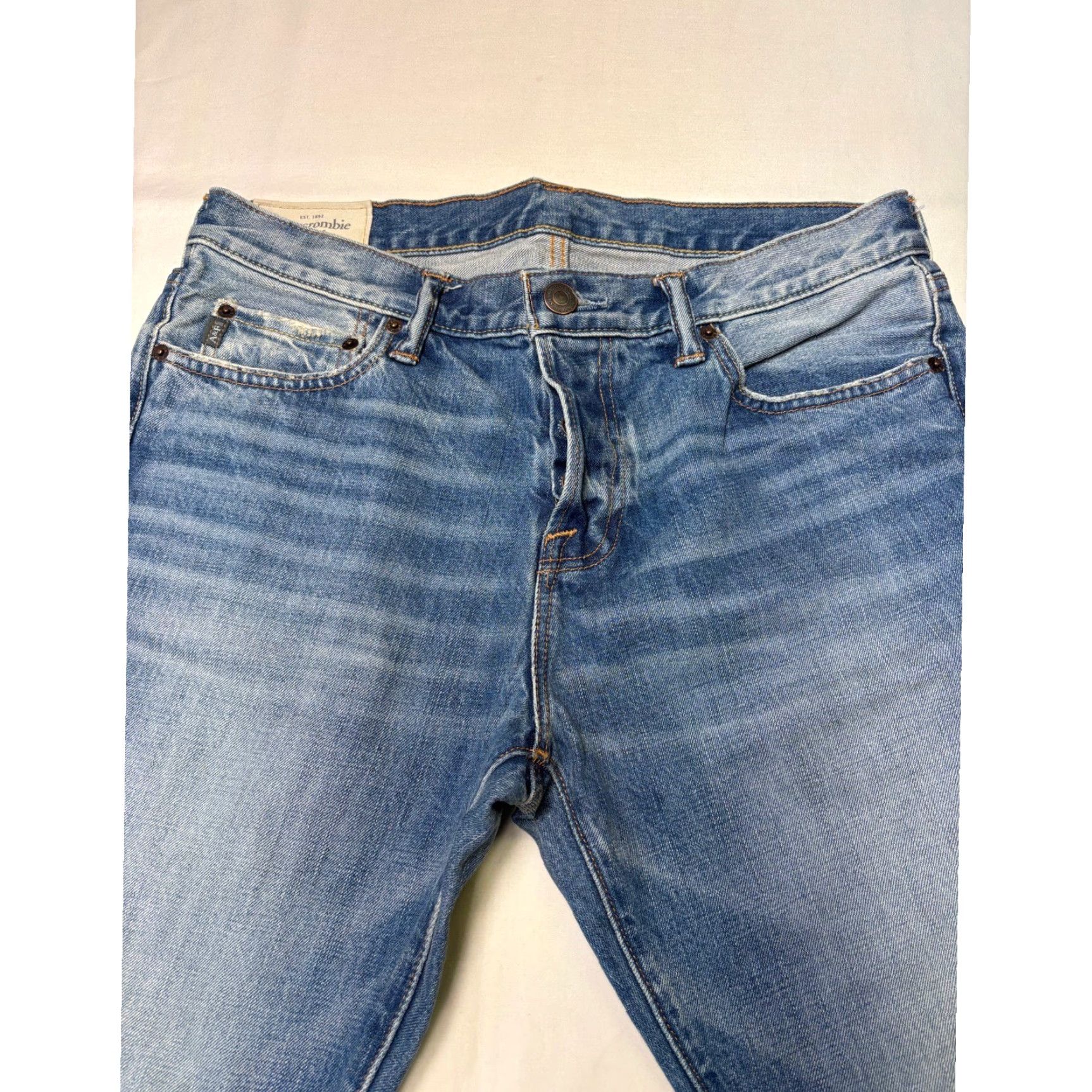 Abercrombie & Fitch Abercrombie & Fitch Jeans Skinny Medium Wash Mens W33 L32 Slim Rise Mid 10-12 in Denim Button 5-Pocket Pockets Distressed Cotton 1969 Gap 1969 Bag N/A Size US 33 - 2 Thumbnail