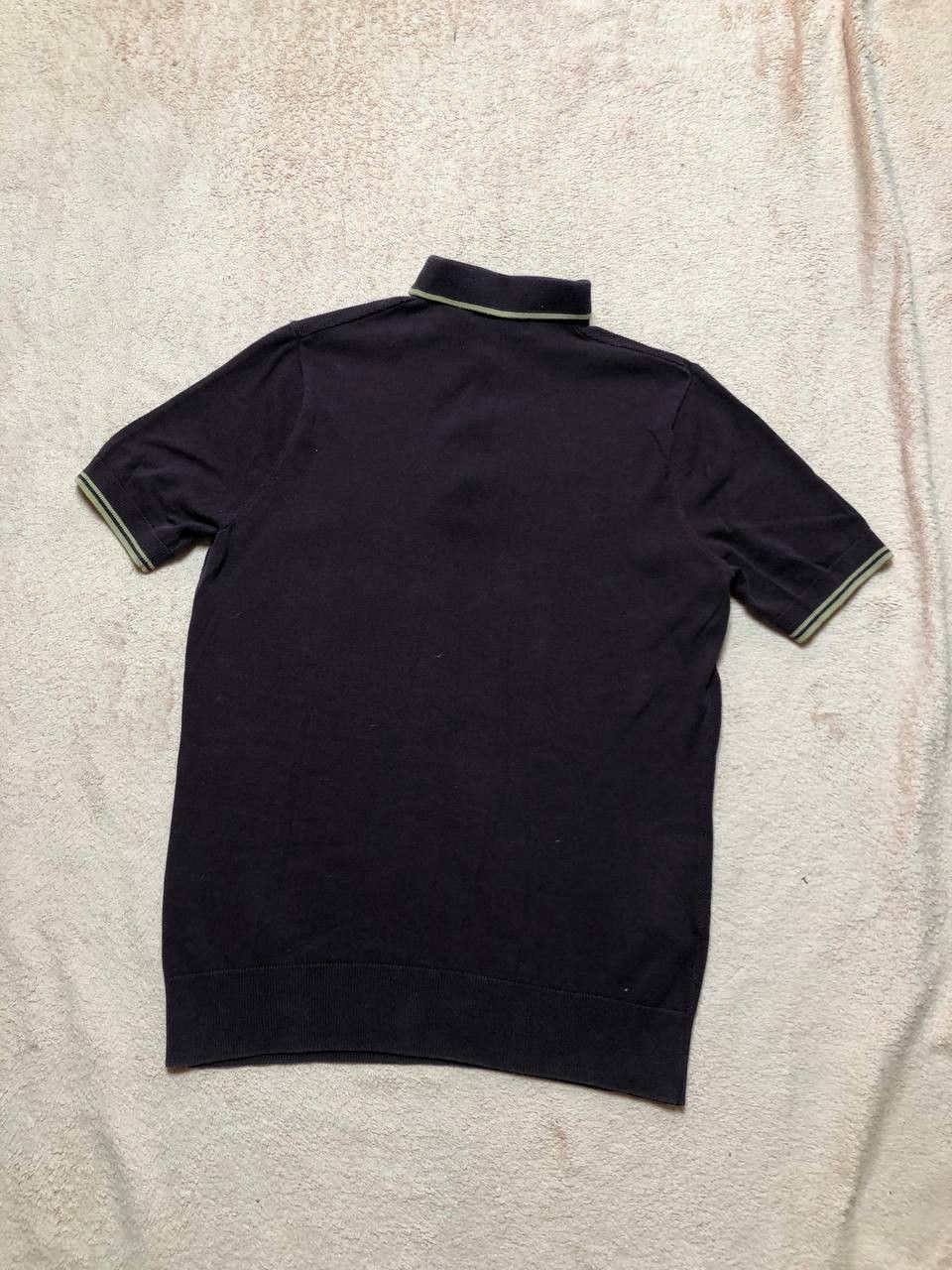 Fred Perry Vintage Fred Perry polo logo size S T-shirt Y2K streetwear Size US S / EU 44-46 / 1 - 9 Thumbnail