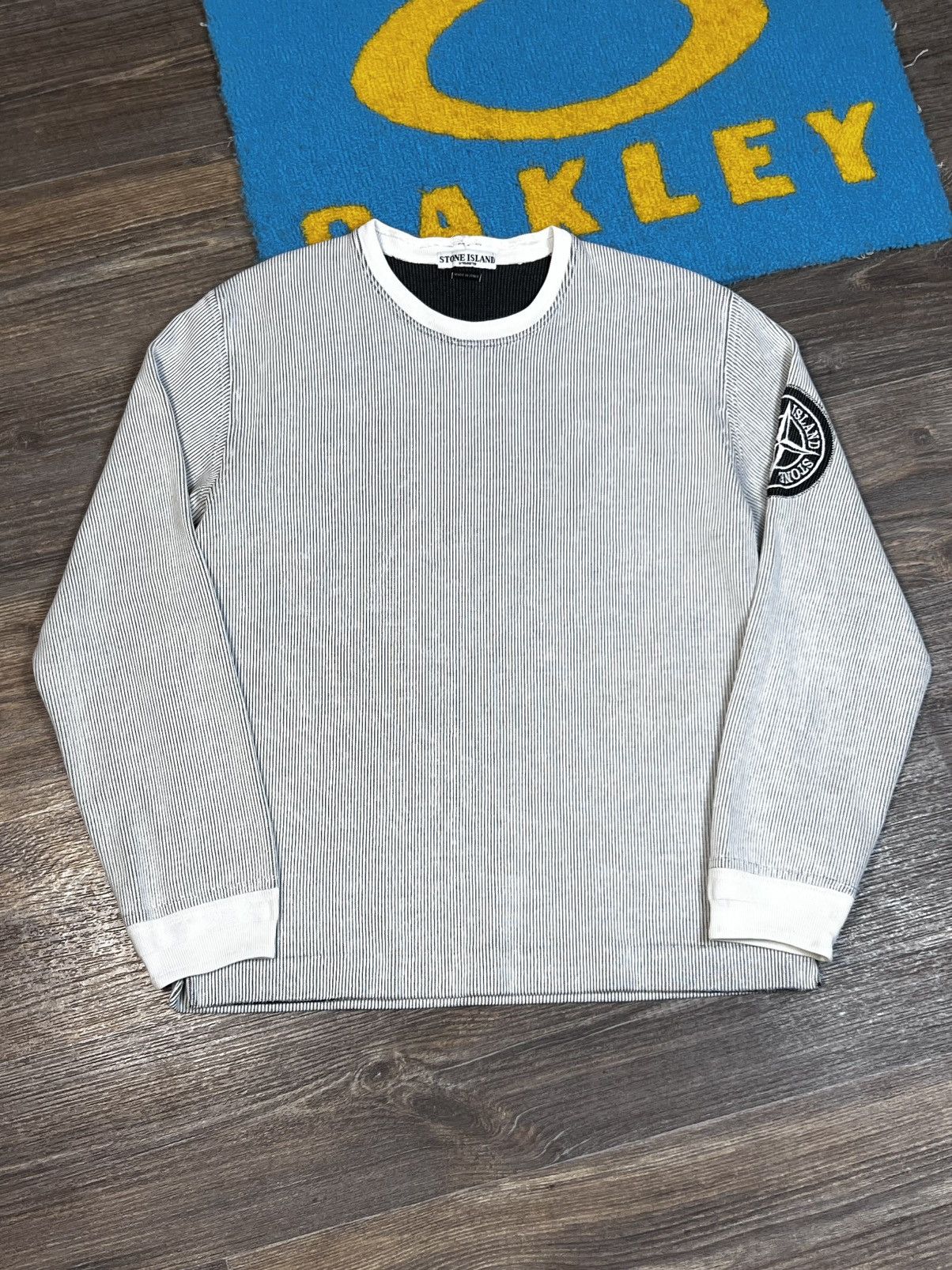 Stone Island Vintage Stone Island Embroidered Logo Stripped Grey Sweater Size US L / EU 52-54 / 3 - 2 Thumbnail