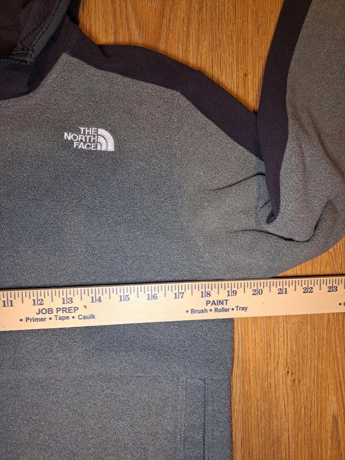The North Face The North Face Fleece Jacket Youth XL Size 18 Gray Black Size US XL / EU 56 / 4 - 7 Thumbnail