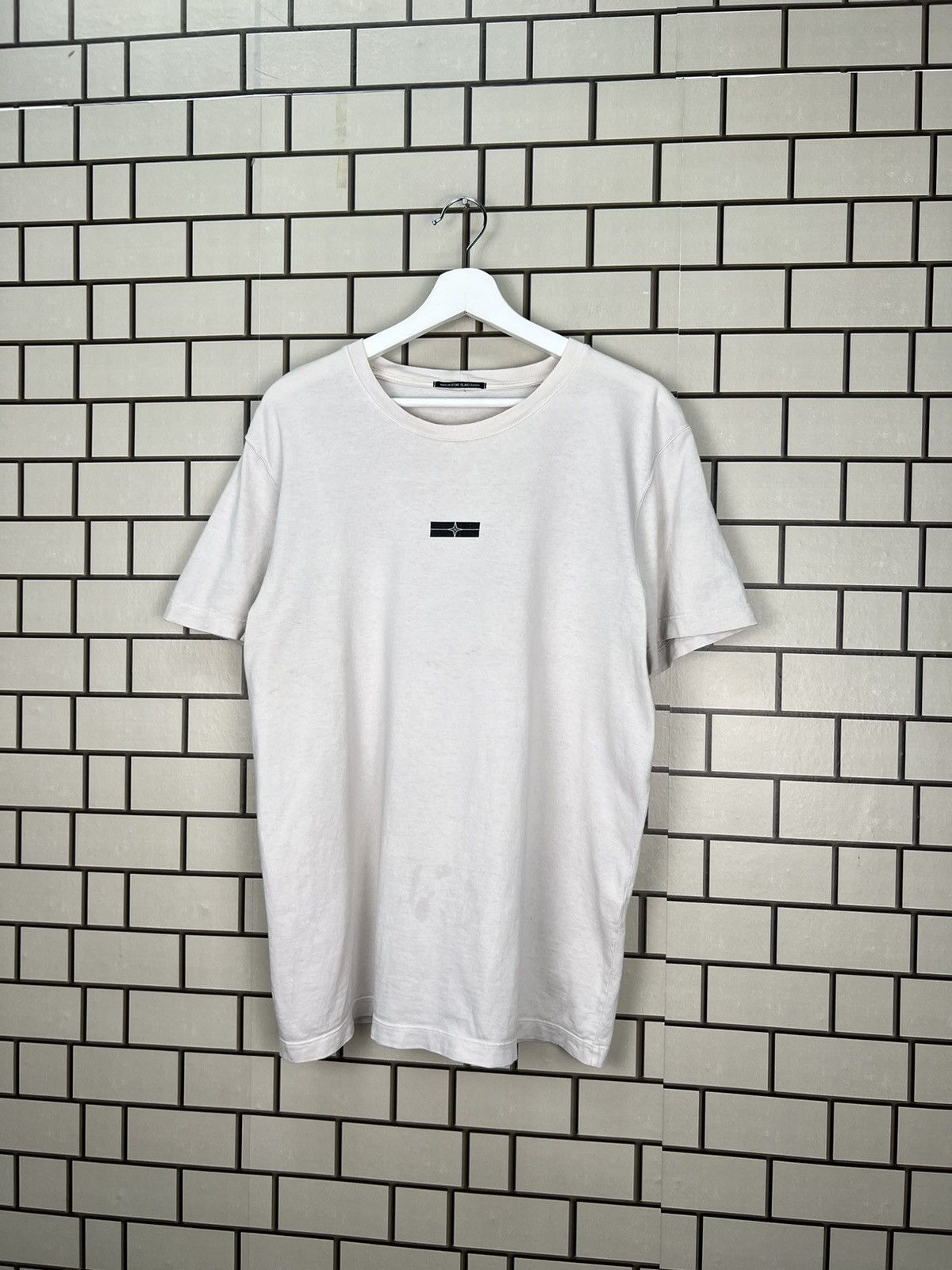 Stone Island Stone Island Small Center Logo Tee Size US XL / EU 56 / 4 - 3 Thumbnail
