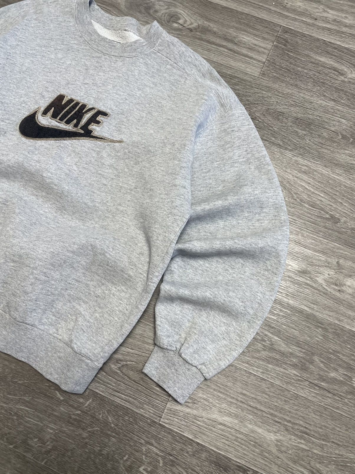 Nike Vintage Nike Center Logo Oversized Buggy Fit Sweatshirt 90s Size US M / EU 48-50 / 2 - 5 Thumbnail