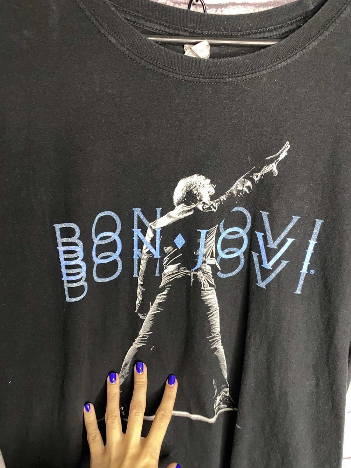 Bon Jovi Men's T-Shirt Bon Jovi Tour Tee 2019 Rock Band Tee Y2K Size US L / EU 52-54 / 3 - 3 Thumbnail