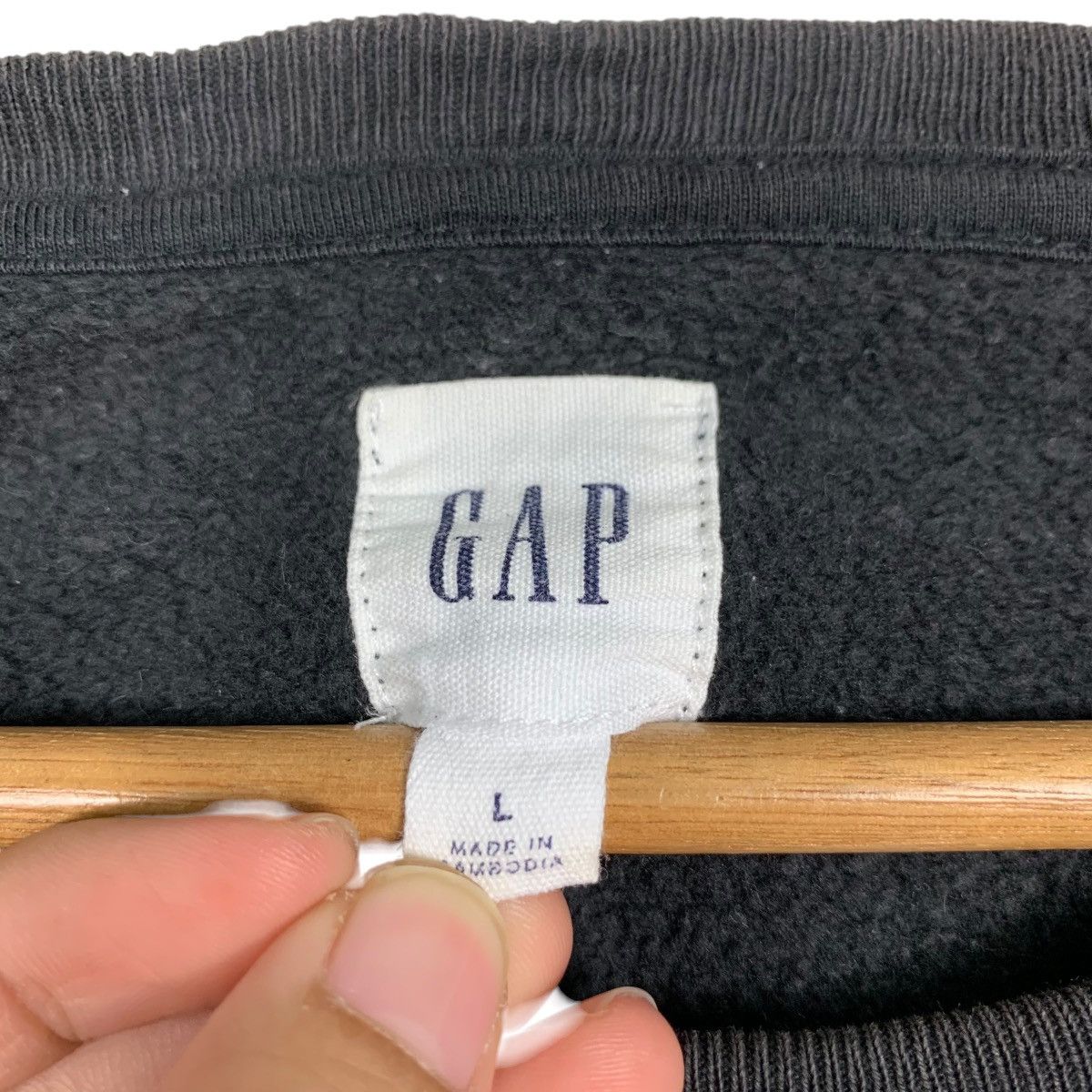 Gap GAP Big Logo Crewneck Sweatshirt #1604-C72 Size US L / EU 52-54 / 3 - 11 Thumbnail