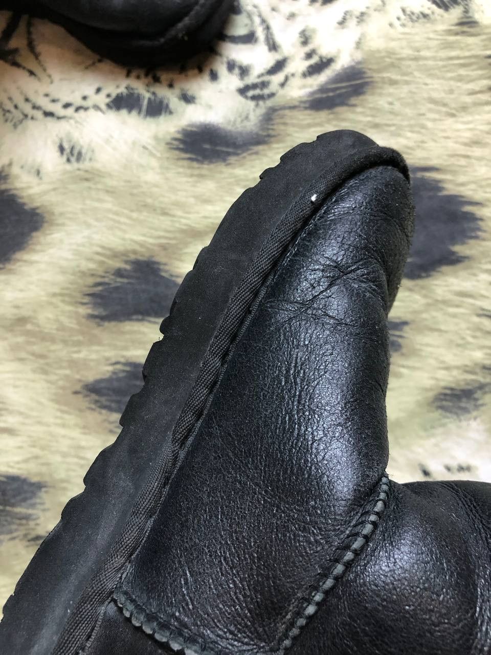 Ugg UGG Australia USA Short Leather Bailey Bling BOOTS Size US 6 / IT 36 - 14 Thumbnail