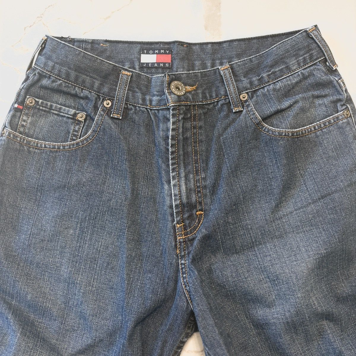 Tommy Hilfiger × Tommy Jeans × Vintage Vintage Tommy Hilfiger Jeans Straight Fit Size US 30 / EU 46 - 3 Thumbnail