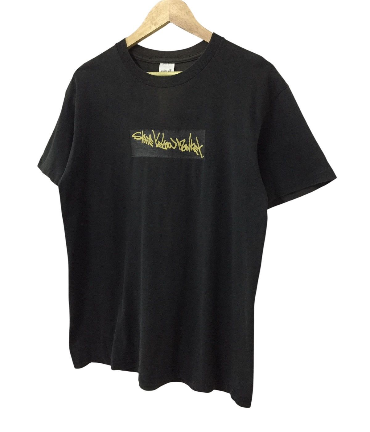 Anvil VINTAGE 90s SKATE YELLOW MONKEY WORDING SKATEBOARD TSHIRT Size US L / EU 52-54 / 3 - 4 Thumbnail