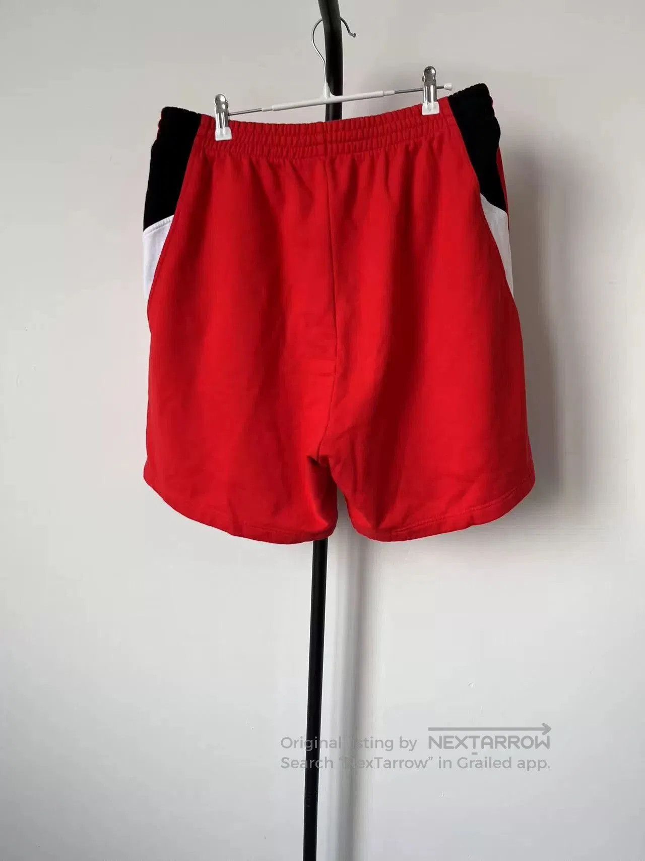 Balenciaga Balenciaga Red Color Block Casual Shorts. Size US 36 / EU 52 - 2 Thumbnail
