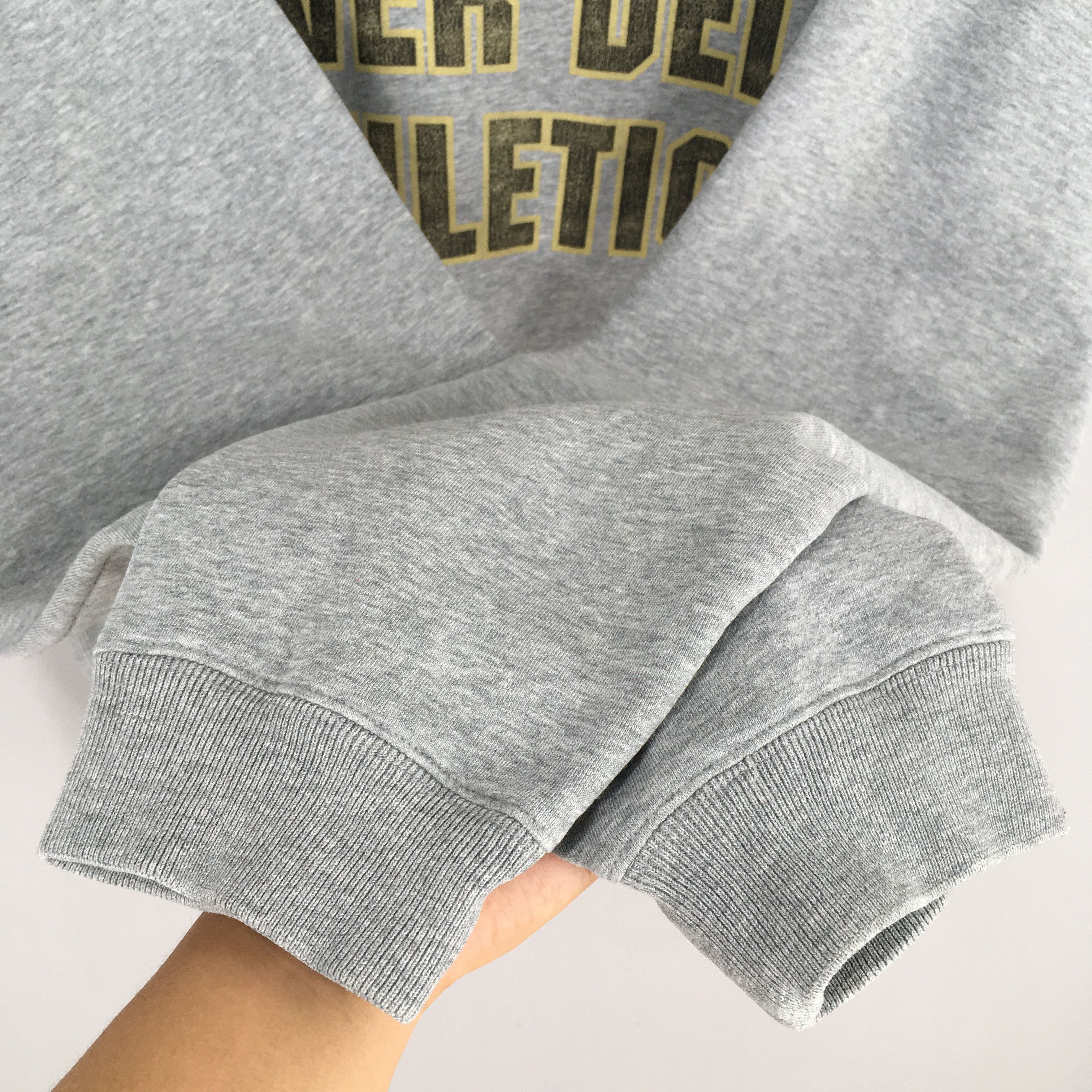 Vintage Vintage River Dell Athletics High School Sweatshirt Large Size US L / EU 52-54 / 3 - 4 Thumbnail