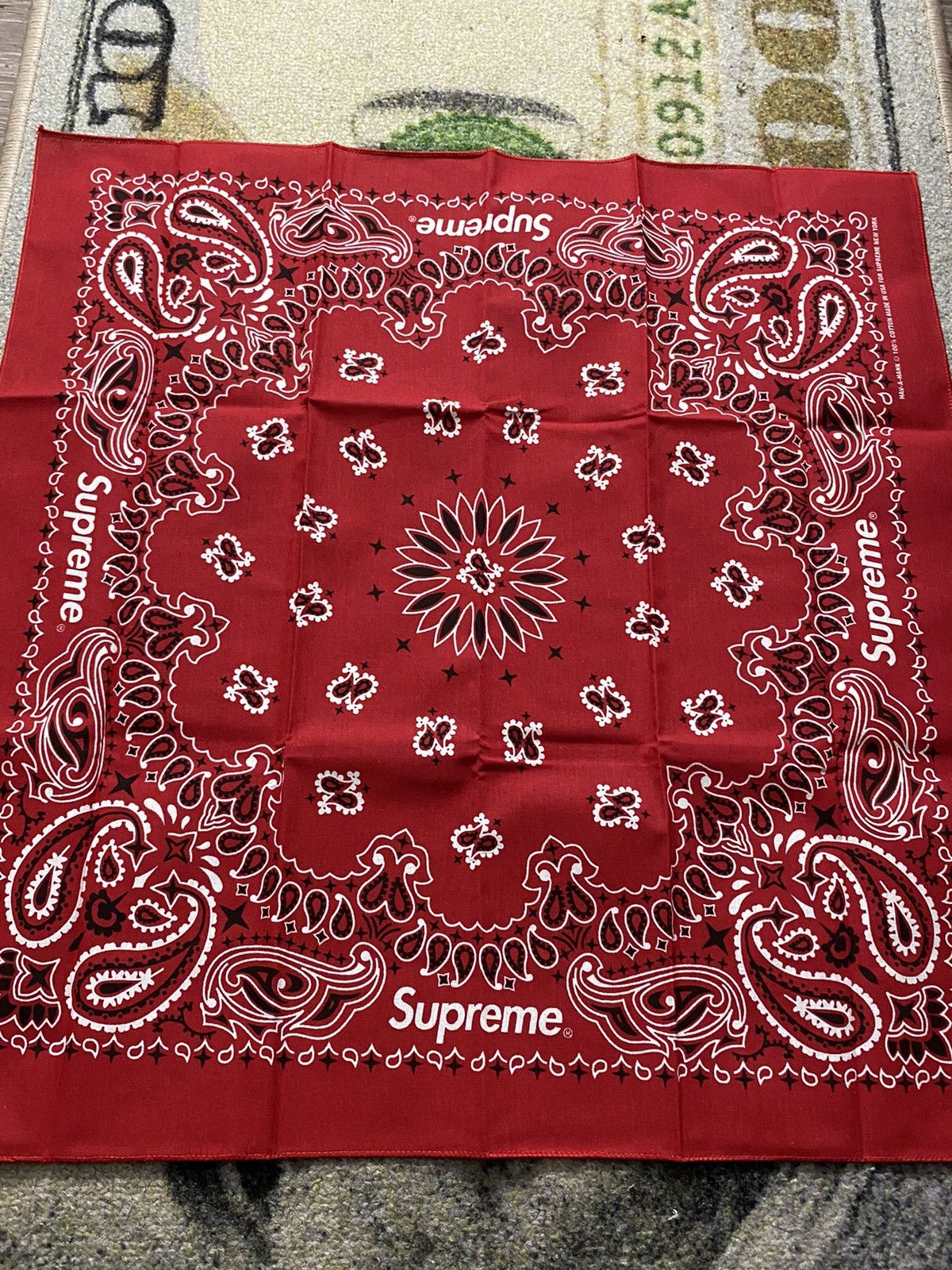 Supreme®︎/Hav-A-Hank/Bandanas/Pack of3 Supreme®/Hav-A-Hank Bandanas (Pack of 3) Pack of 3 printed