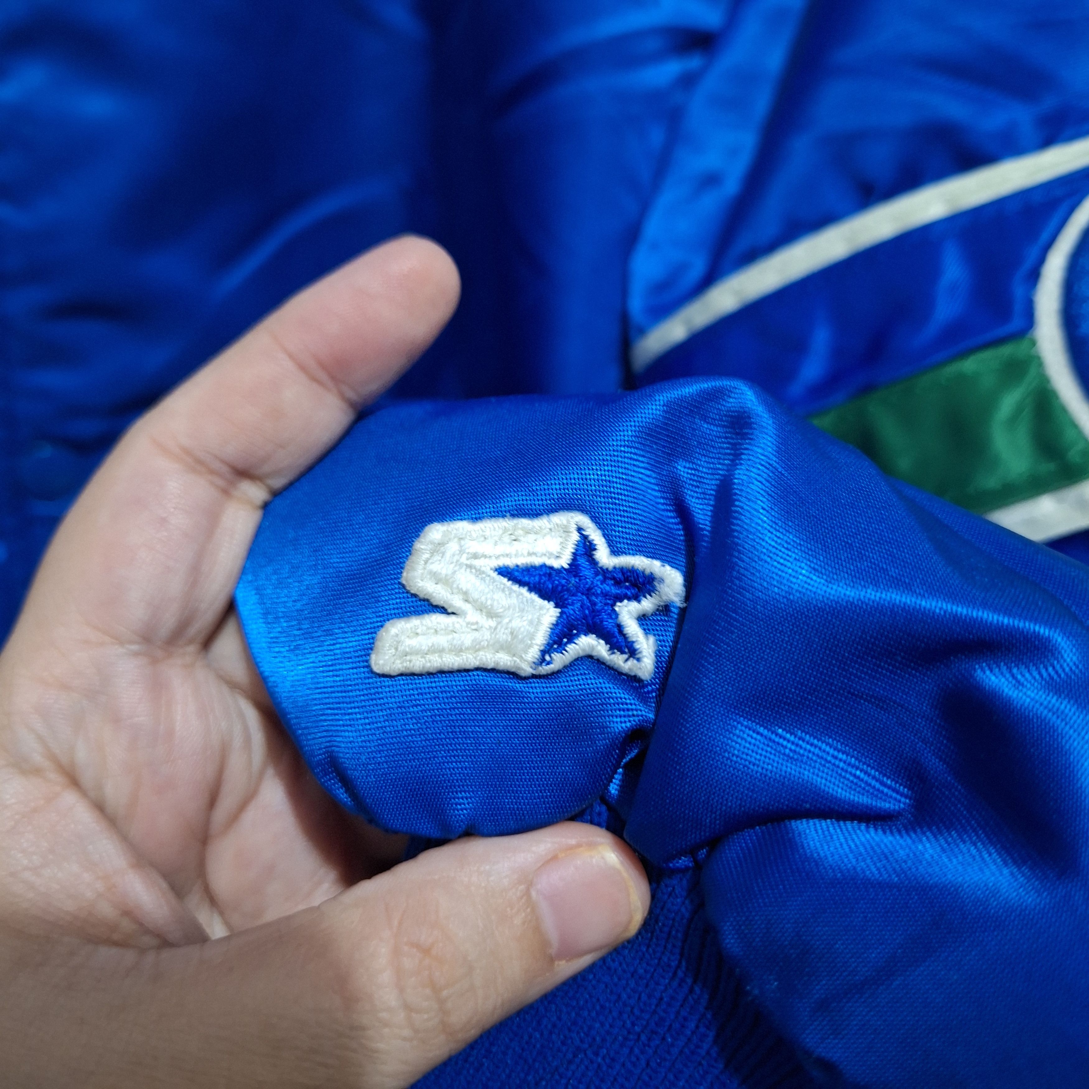 Starter Vintage 1990s Starter Seattle Seahawks Satin Bomber Jacket Size US L / EU 52-54 / 3 - 6 Thumbnail