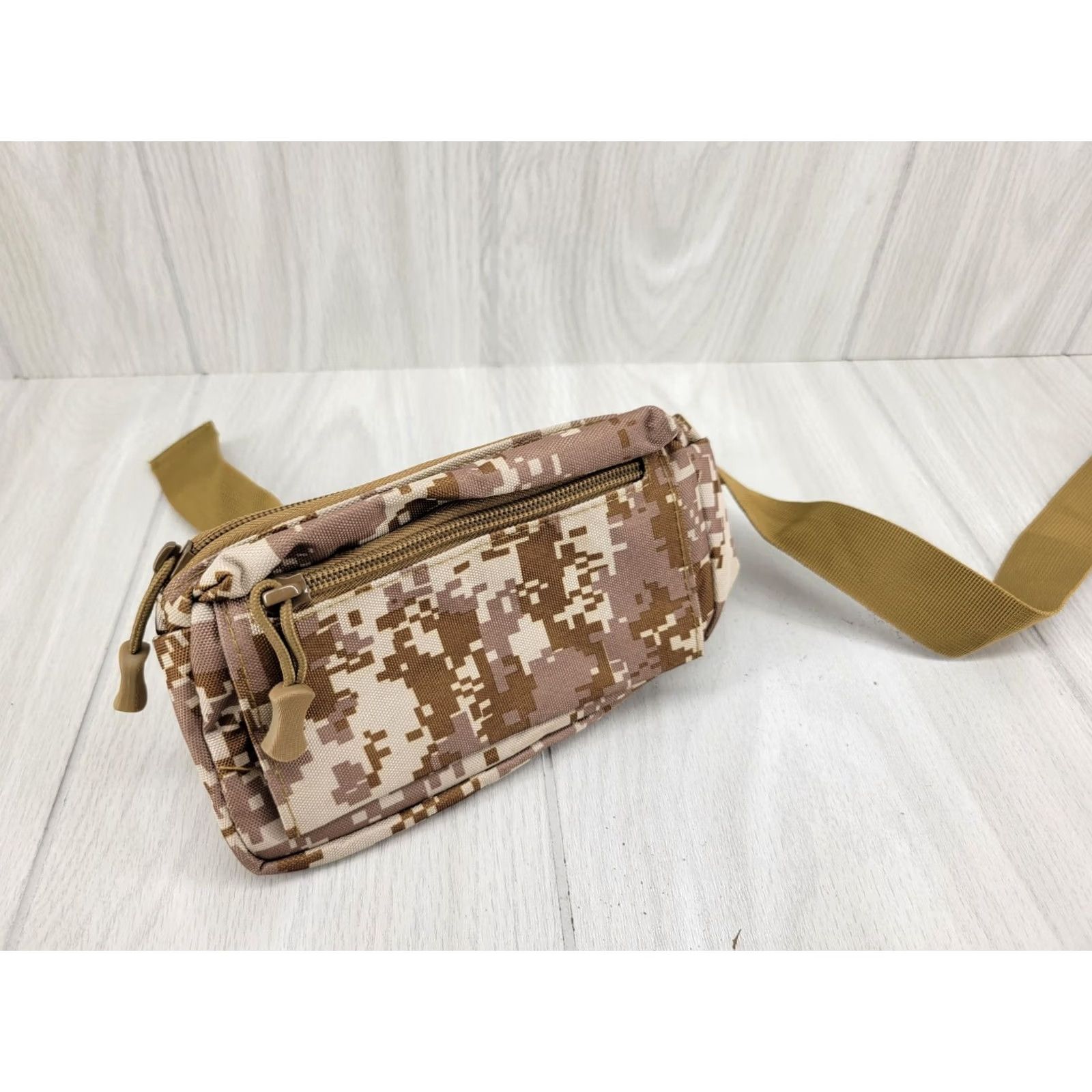 Vintage VINTAGE Digital Camo Fanny Pack Waist Bag Desert Camo Men Small Camo Outdoor Polyester Fanny/Waist Pack Mens Size ONE SIZE - 2 Thumbnail