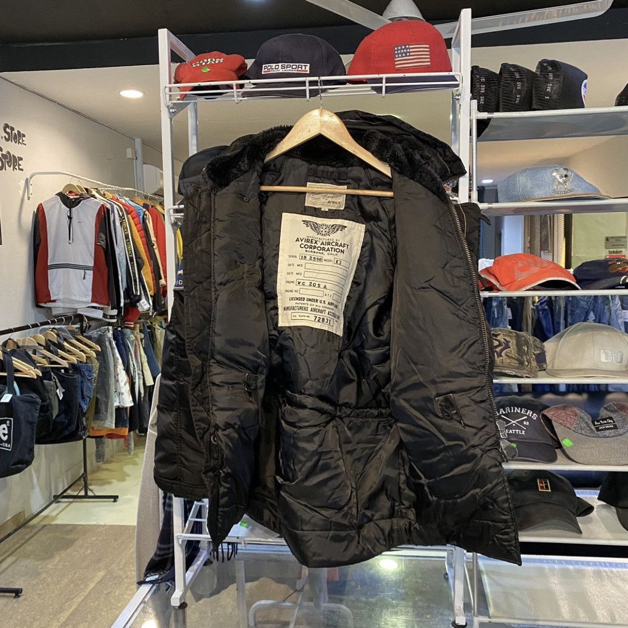 Avirex Avirex military-inspired bomber parka model k3 flight jacket Size US M / EU 48-50 / 2 - 3 Thumbnail