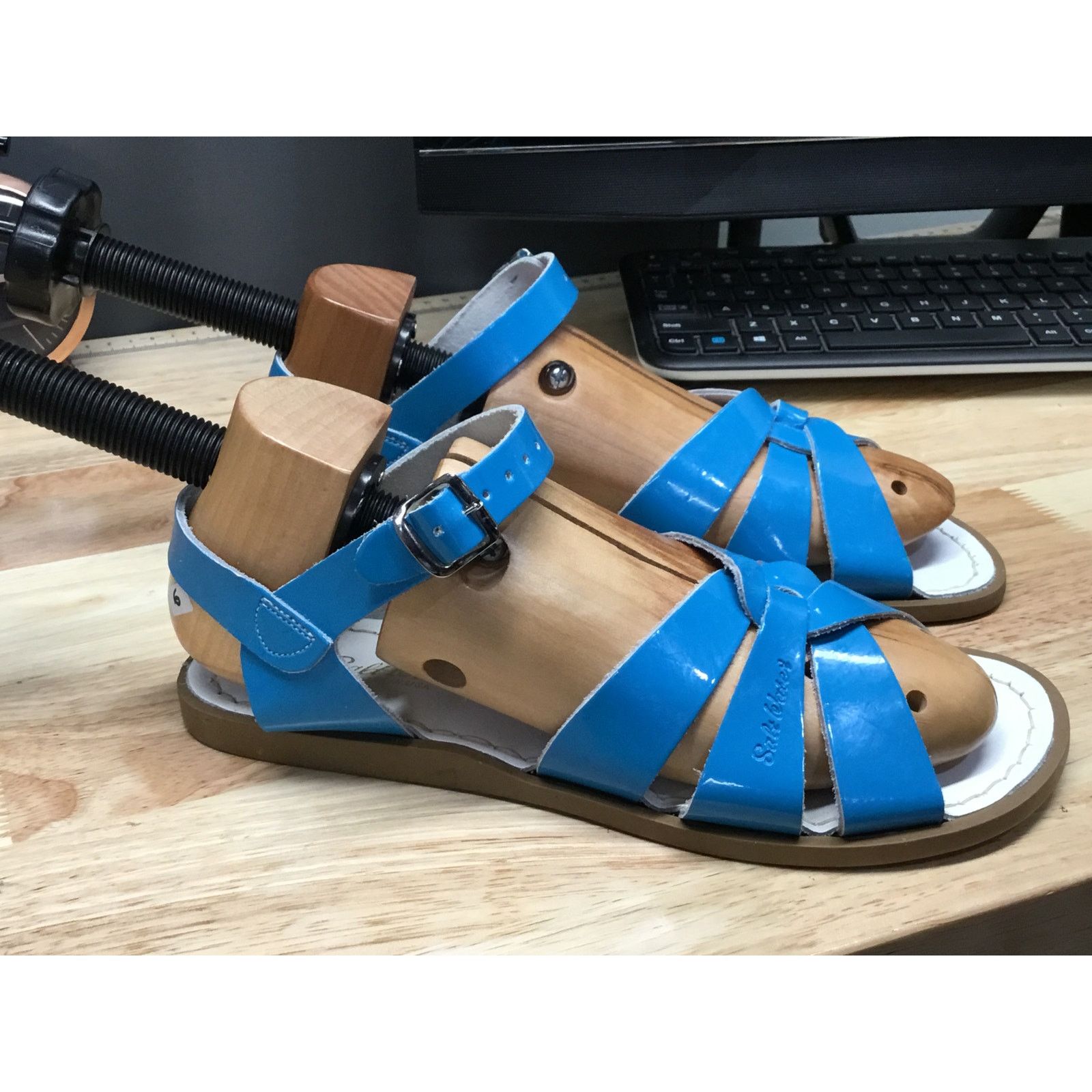 Other Saltwater Strappy Sandals Turquoise Patent Leather Women's 6 Size US 6 / IT 36 - 2 Thumbnail