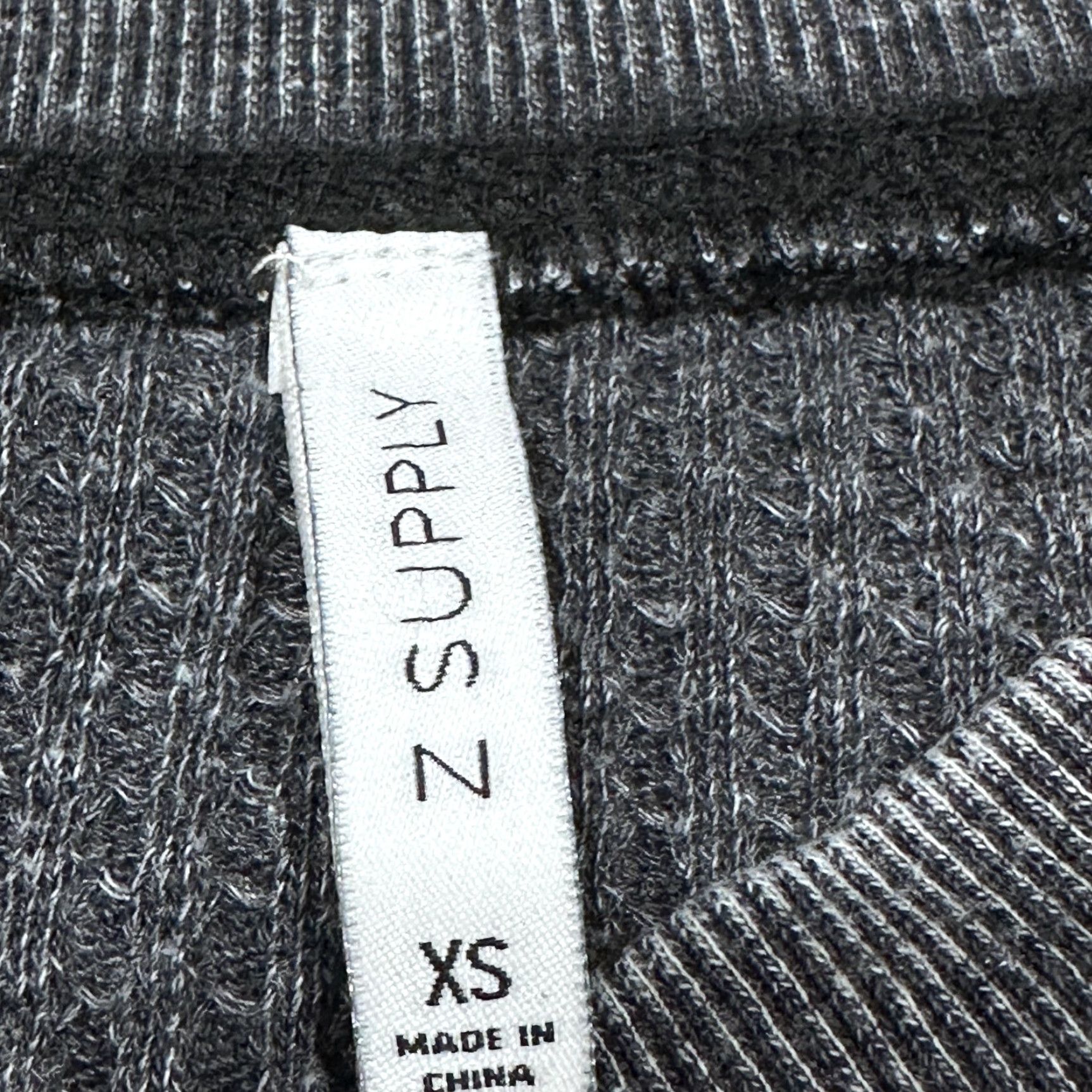 Z Supply Z Supply Shirt Womens XS Gray Cropped Long Sleeve V Neck Waffle Knit Oversized Size XS / US 0-2 / IT 36-38 - 2 Thumbnail