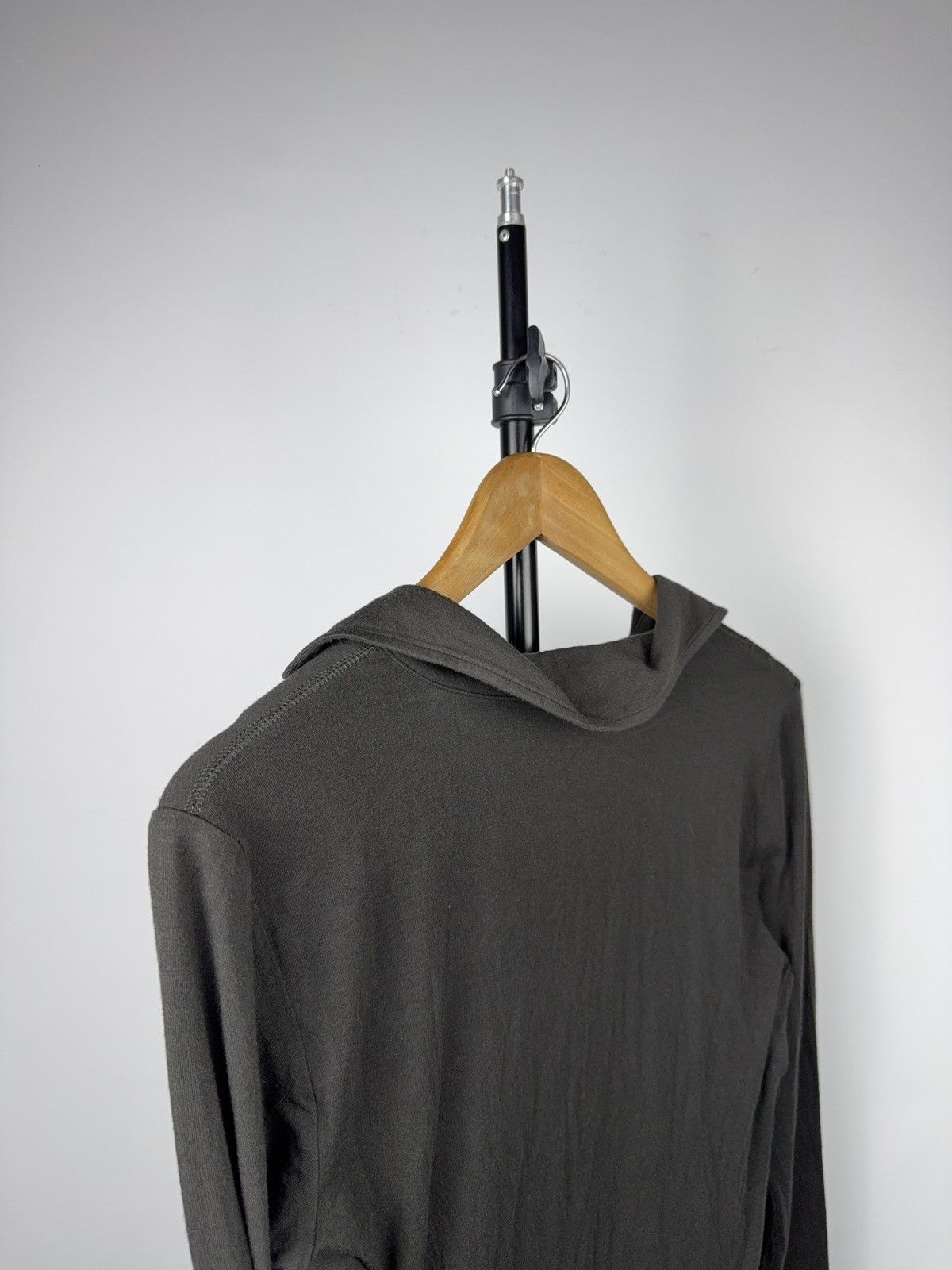 Armani Vintage 90s Retro Armani Jeans V-Neck Long Sleeve Logo Top Size M / US 6-8 / IT 42-44 - 14 Thumbnail