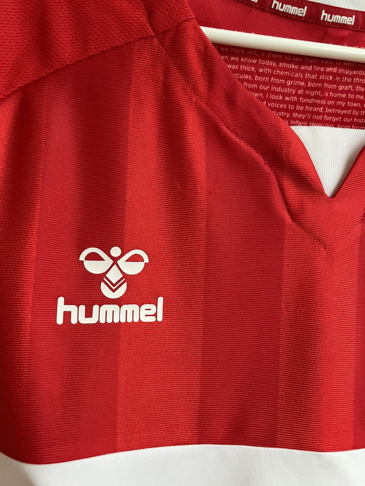 Hummel Middlesbrough 2018 2019 Home Football Shirt Soccer Jersey Size US L / EU 52-54 / 3 - 8 Thumbnail
