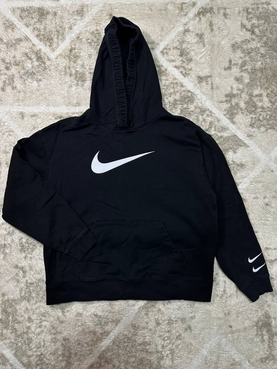 Nike Nike Black Swoosh Hoodie - Classic Streetwear Essential Size US M / EU 48-50 / 2 - 1 Thumbnail