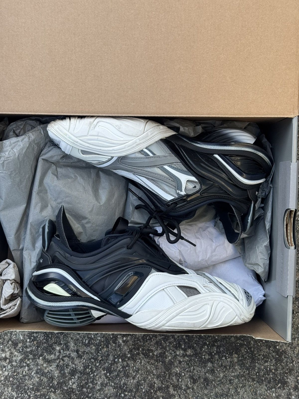 Balenciaga Balenciaga Tyrex Size US 8 / EU 41 - 1 Thumbnail