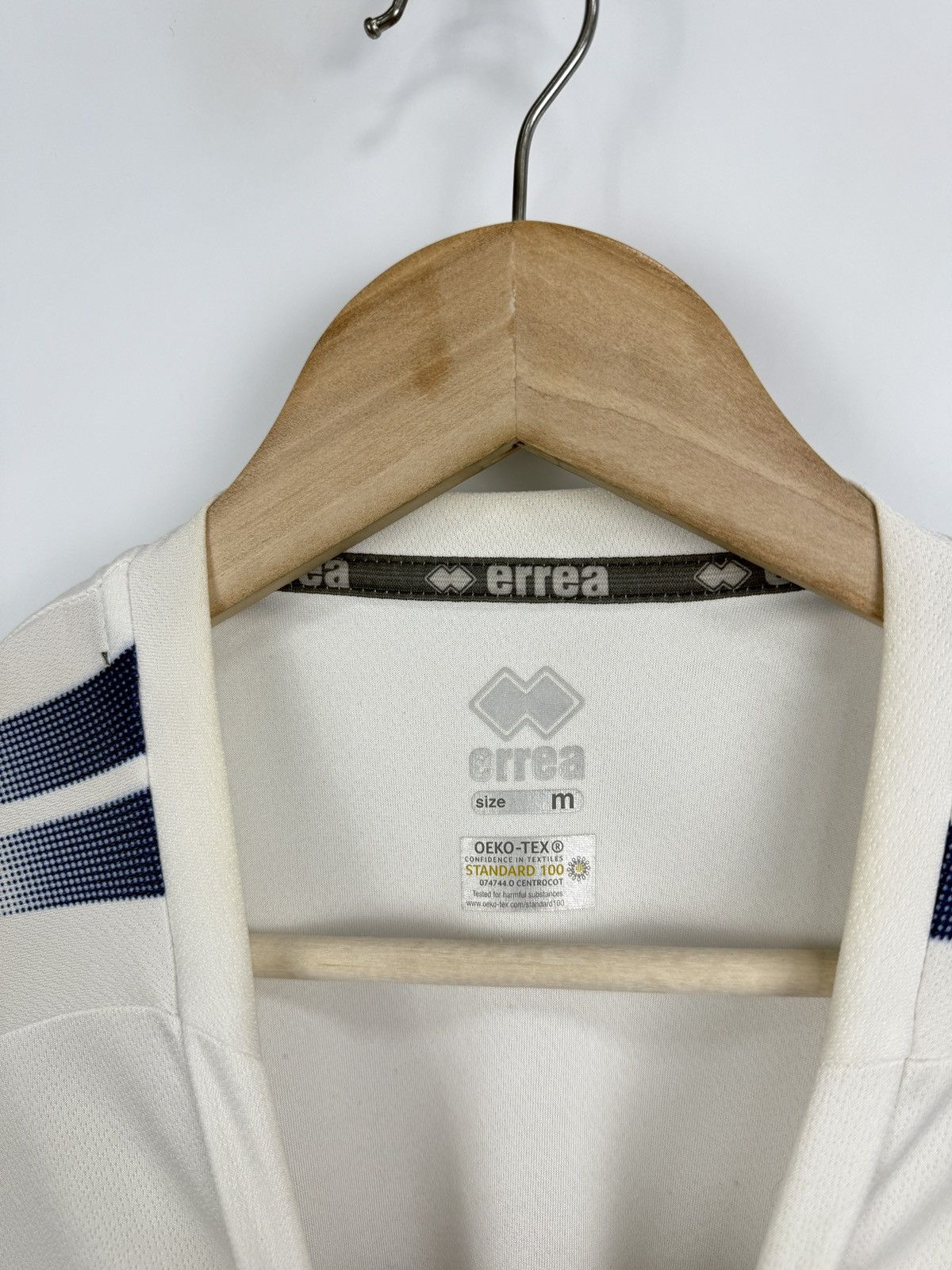 Errea 🏴󠁧󠁢󠁥󠁮󠁧󠁿 Errea Queens Park Rangers QPR Soccer Jersey Rare T-Shirt Size US M / EU 48-50 / 2 - 6 Thumbnail
